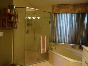 SUGAR POND MANOR OF WELLI - Residential Lease