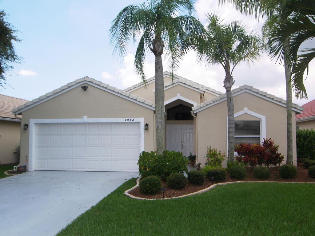 Photo of 7862 Stirling Bridge Boulevard S, Delray Beach, FL 33446 (MLS # B26017896)