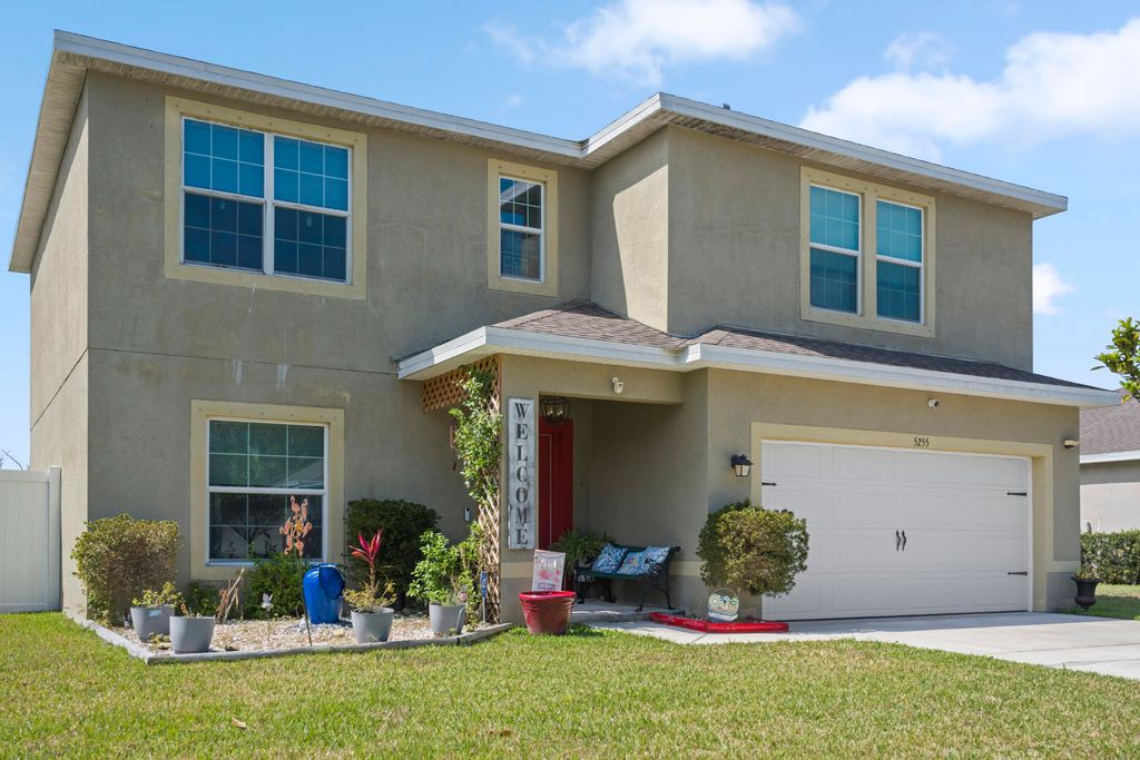 Photo of 5255 Oakland Lake Circle, Fort Pierce, FL 34951 (MLS # R11168959)