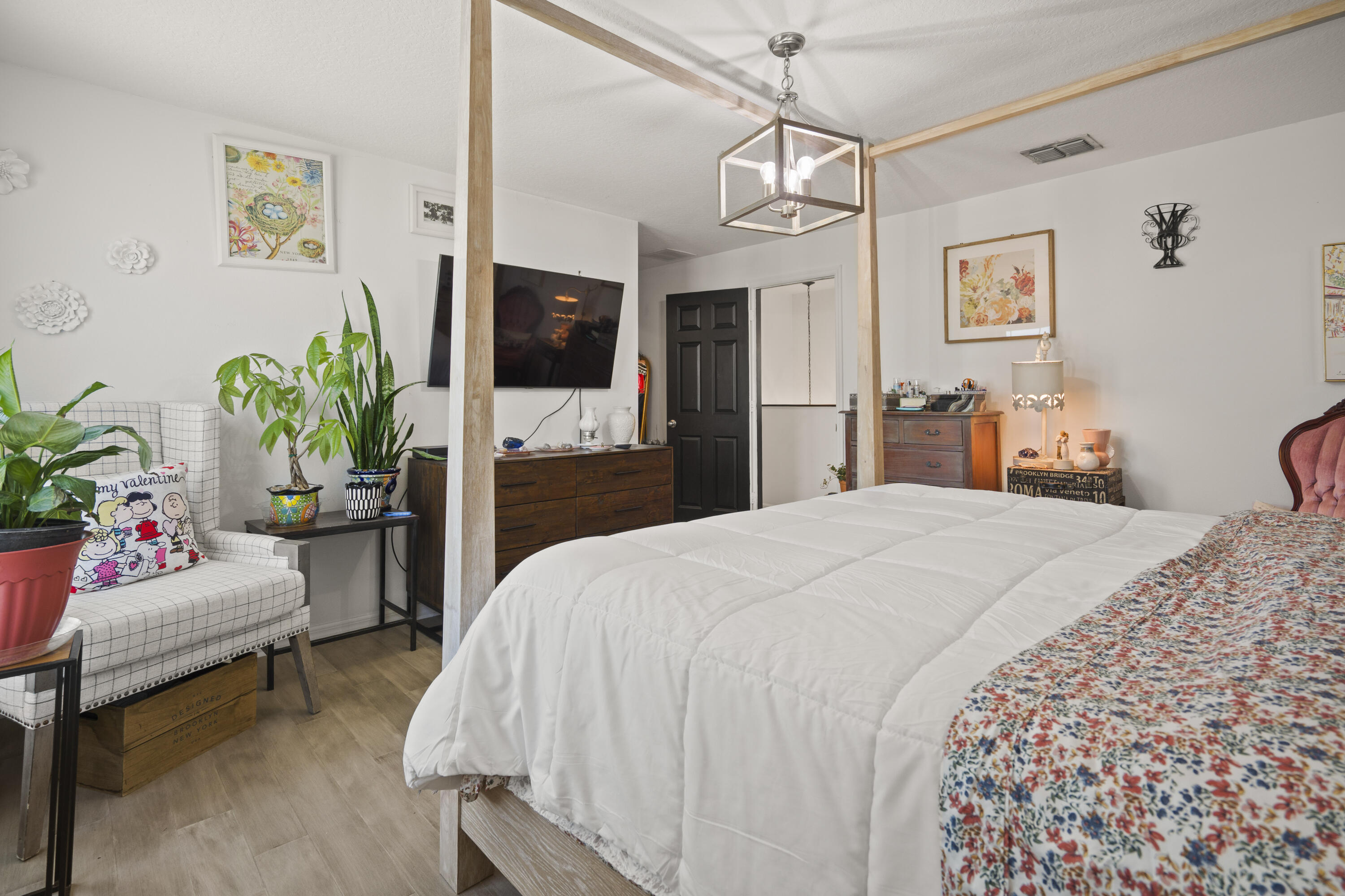 OAKLAND LAKE ESTATES - Residential