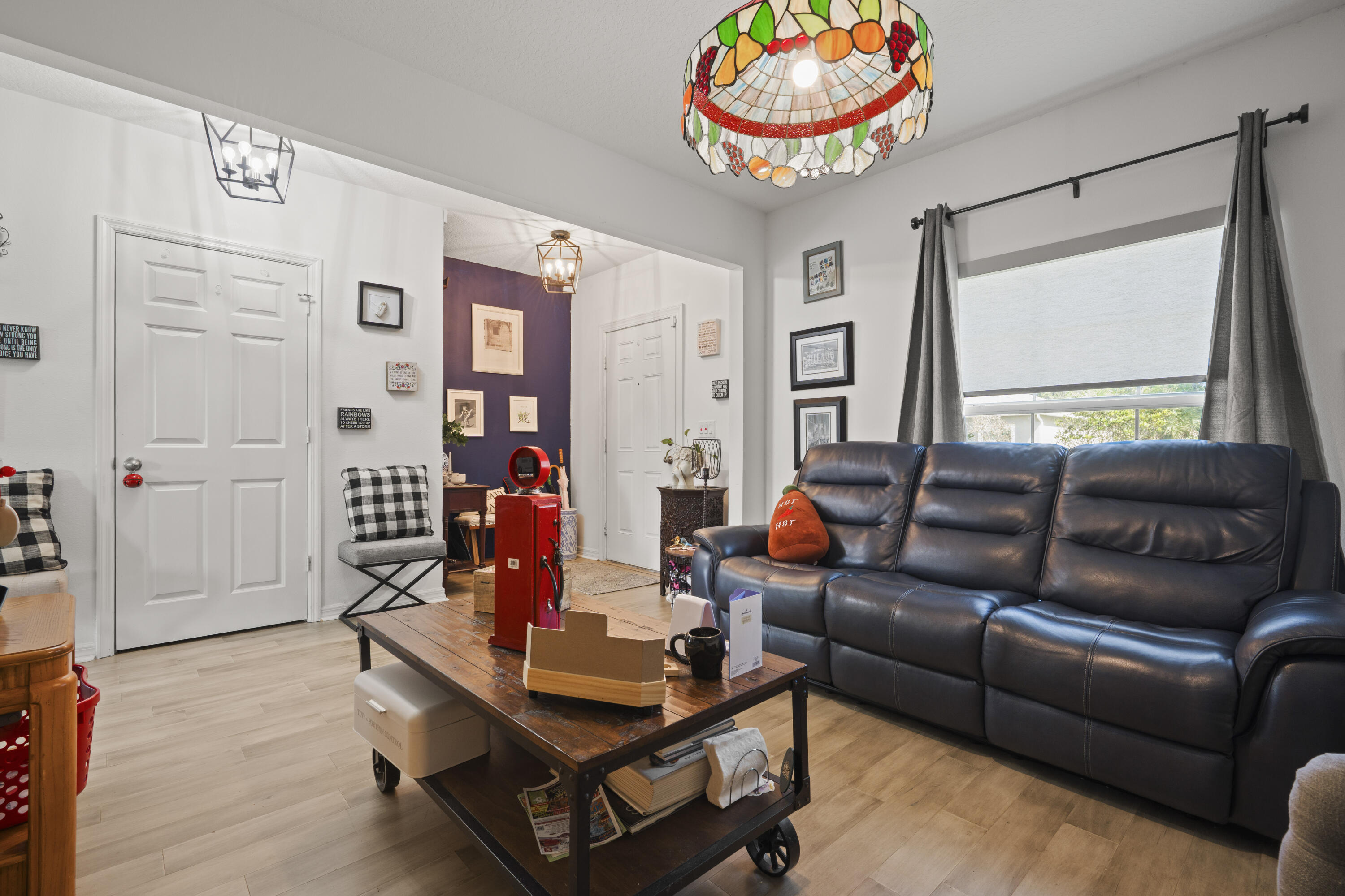 OAKLAND LAKE ESTATES - Residential