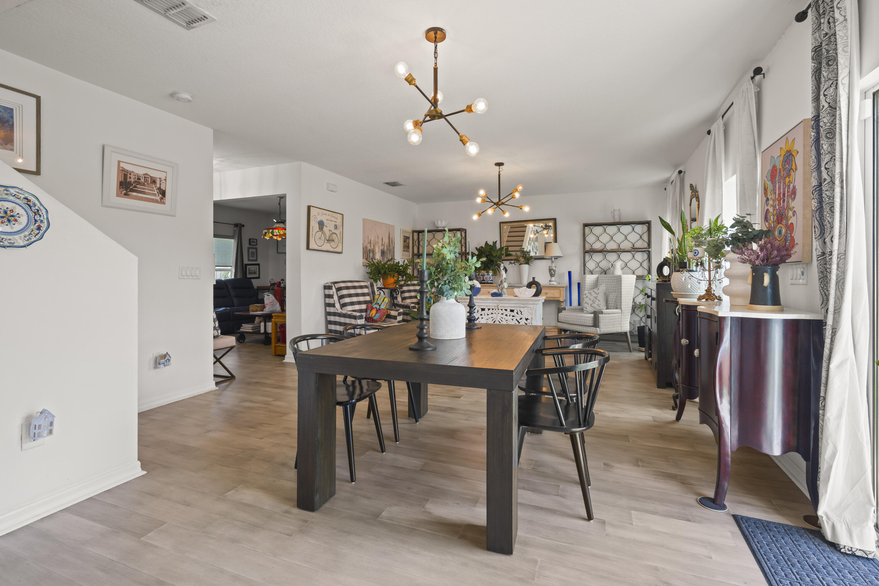 OAKLAND LAKE ESTATES - Residential