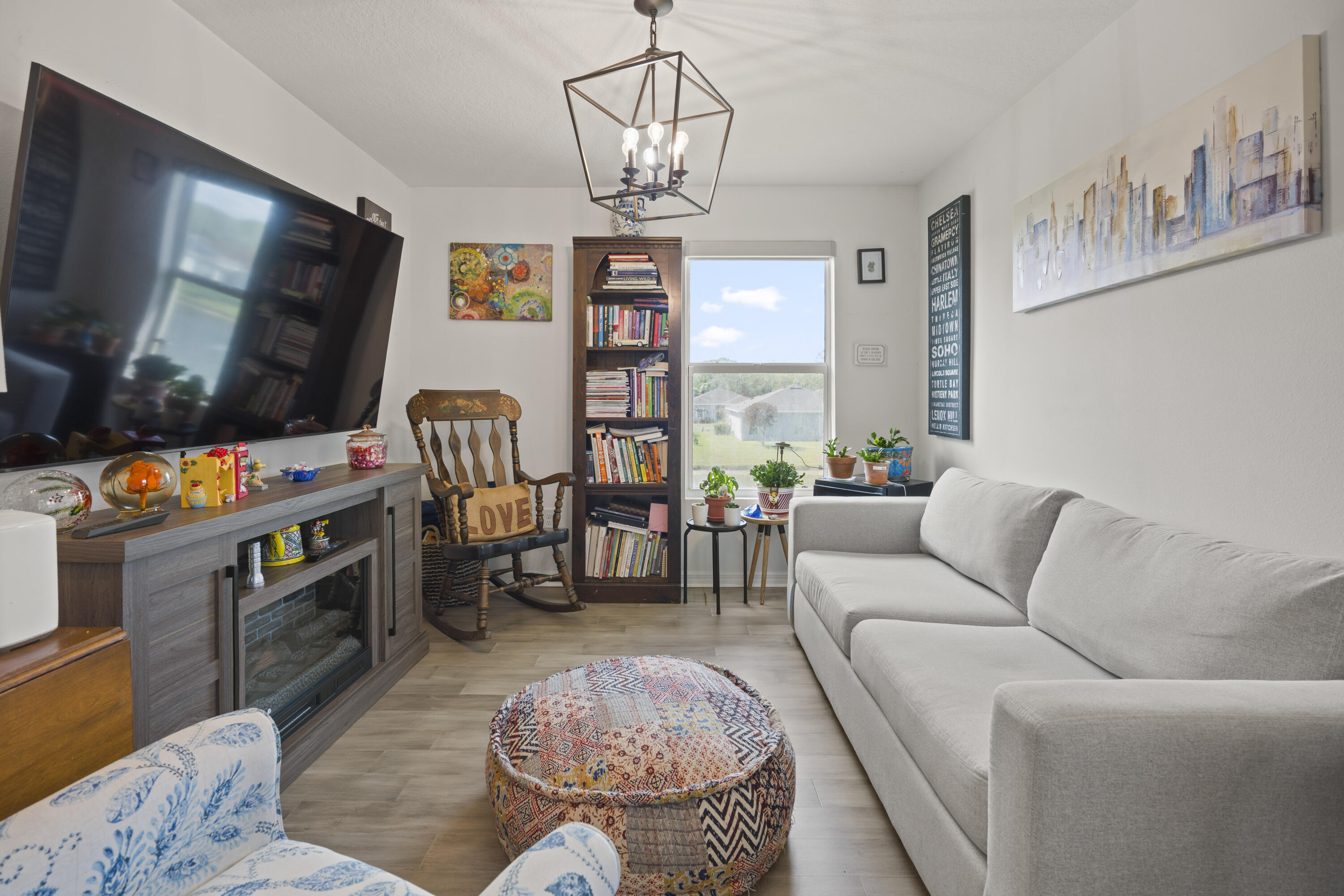 OAKLAND LAKE ESTATES - Residential