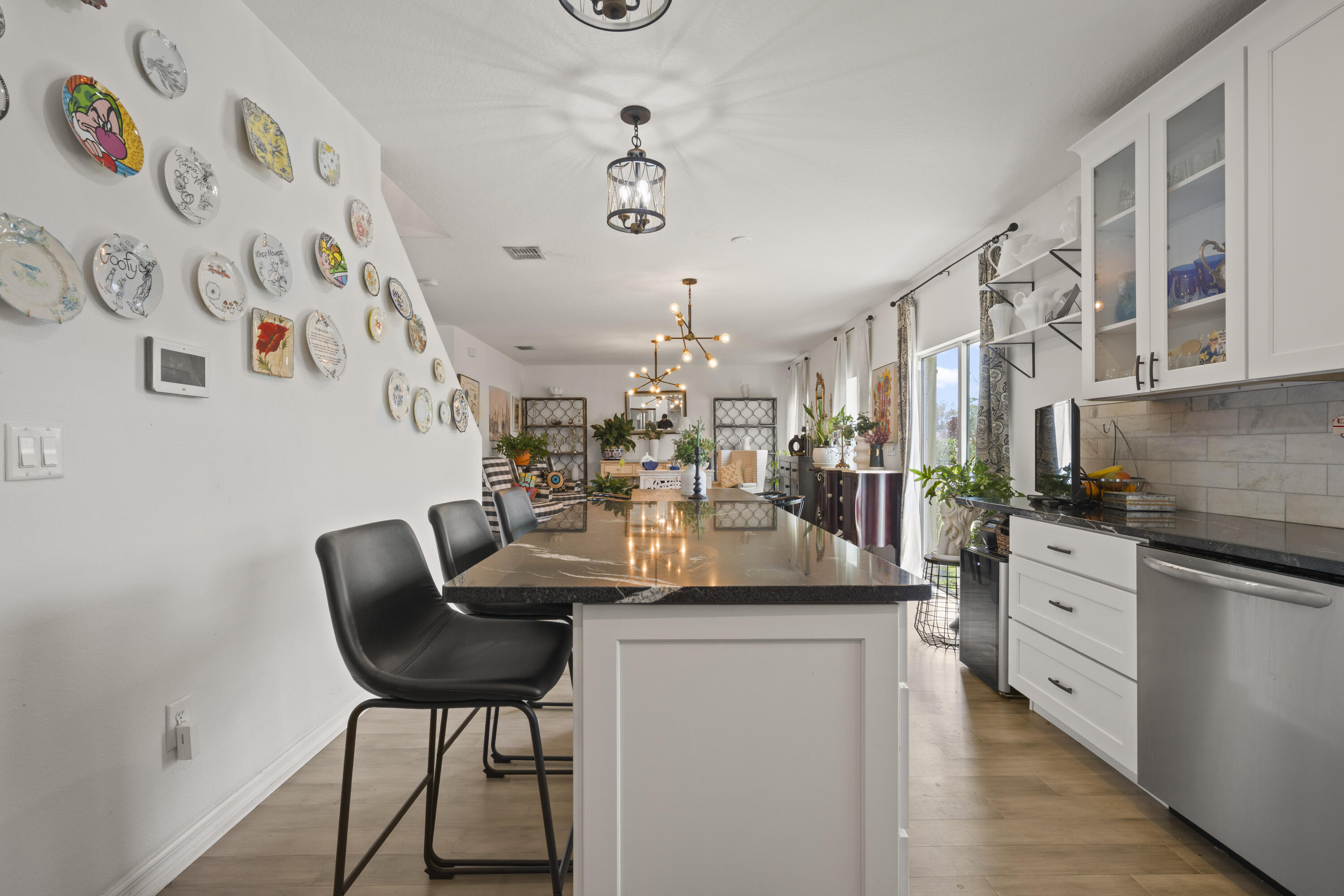 OAKLAND LAKE ESTATES - Residential