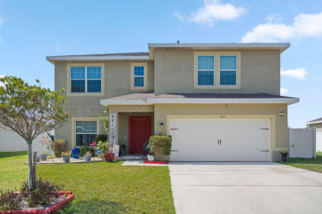 Photo of 5255 Oakland Lake Circle, Fort Pierce, FL 34951 (MLS # R11168959)