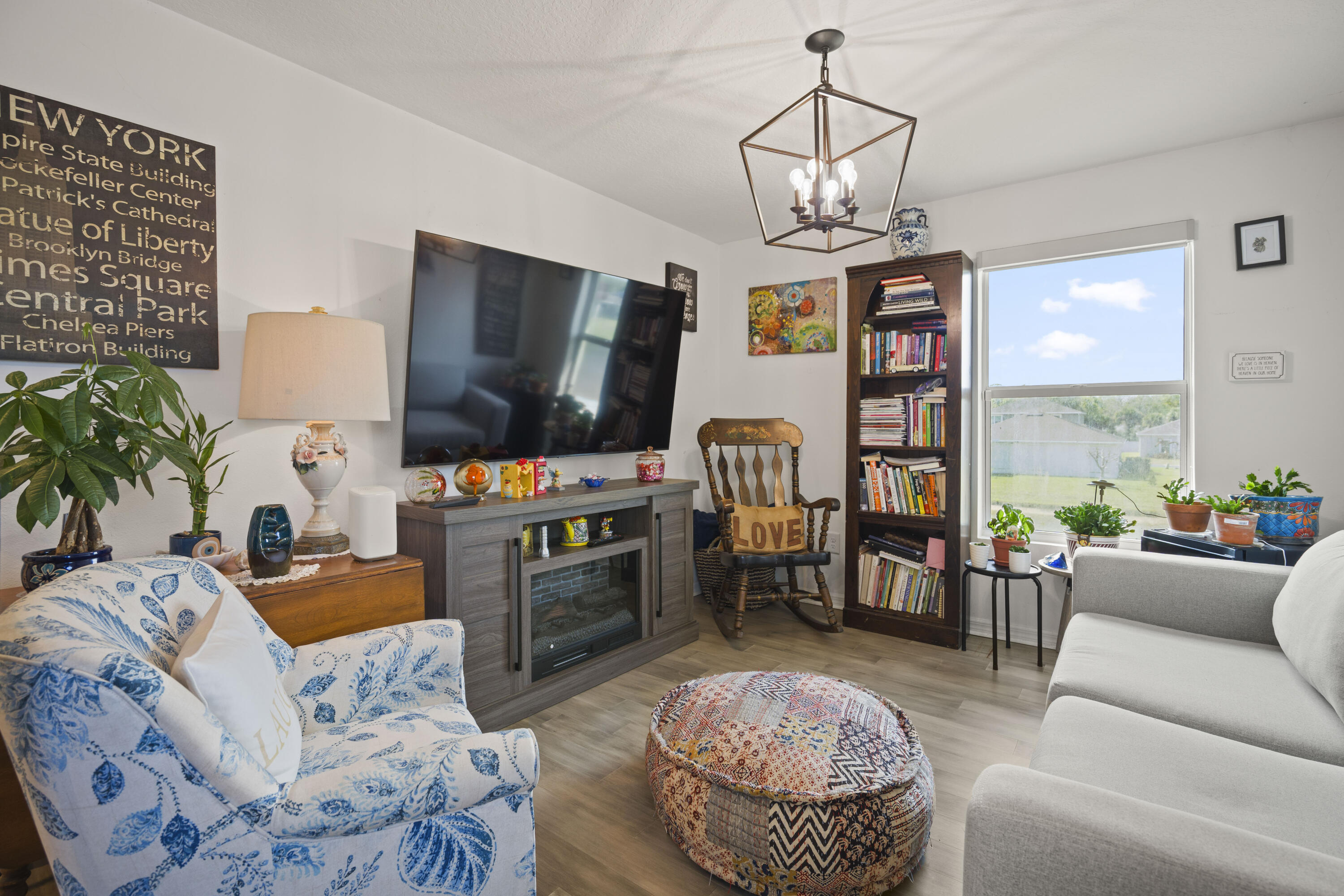 OAKLAND LAKE ESTATES - Residential