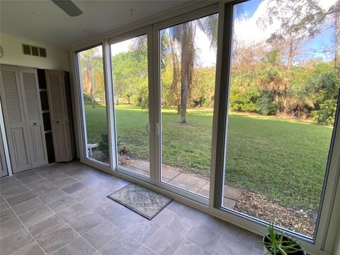 1060 Oakridge F 1060 Deerfield Beach FL 33442