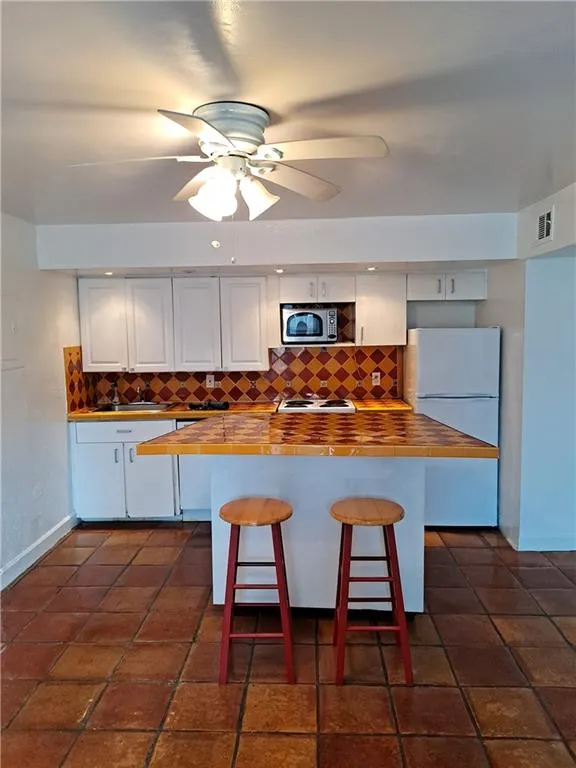 9248 Collins Ave Unit 101