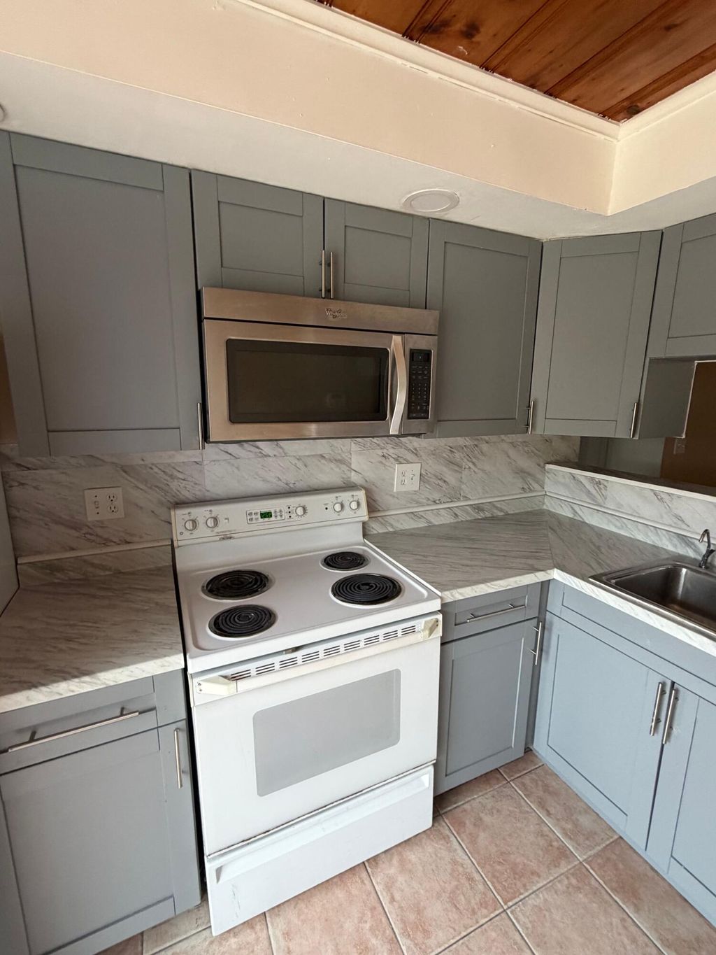 Photo of 5601 Pierce Street, Hollywood, FL 33021 (MLS # R11163263)