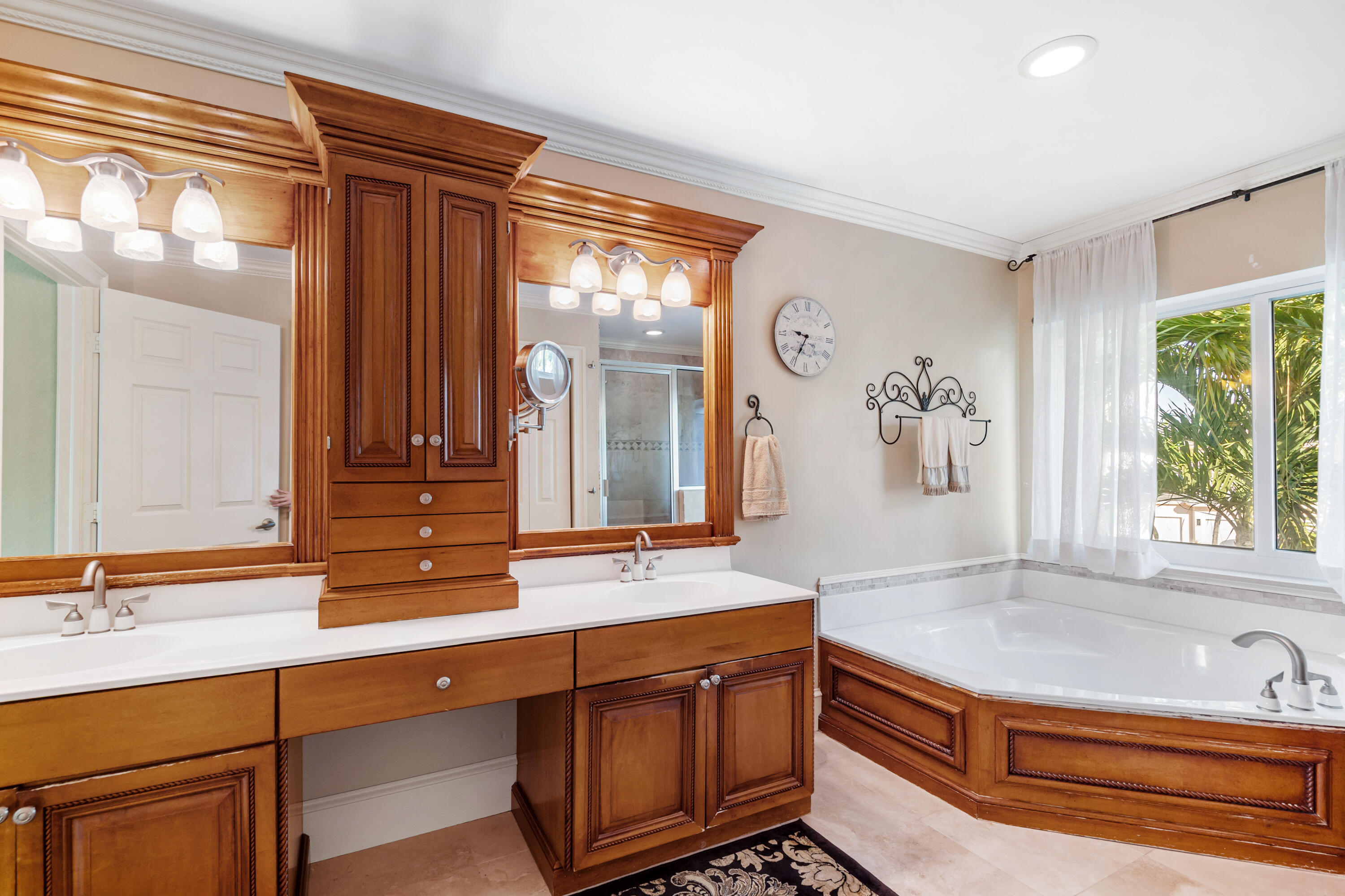 CORAL CREEK - Residential