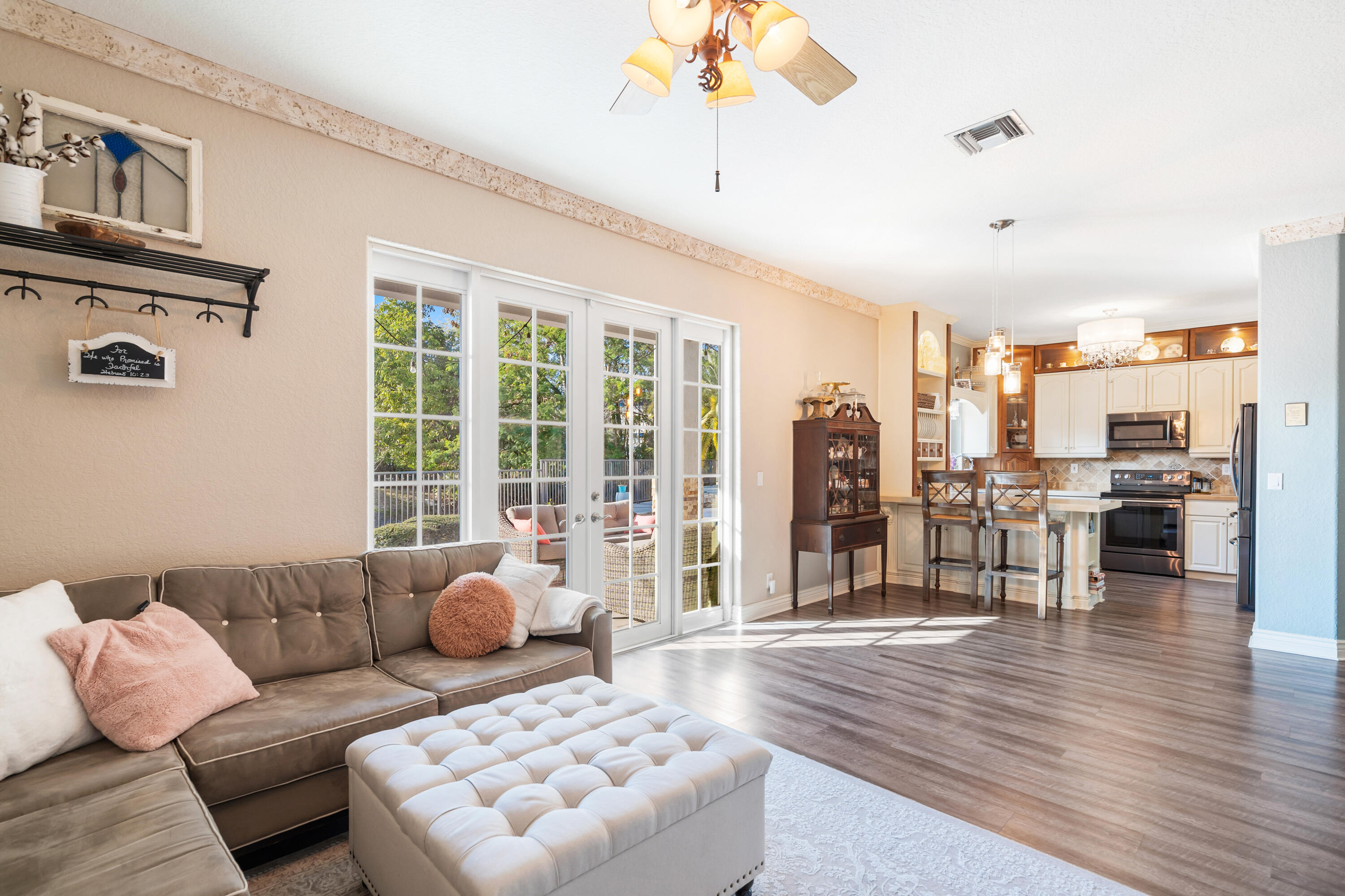 CORAL CREEK - Residential