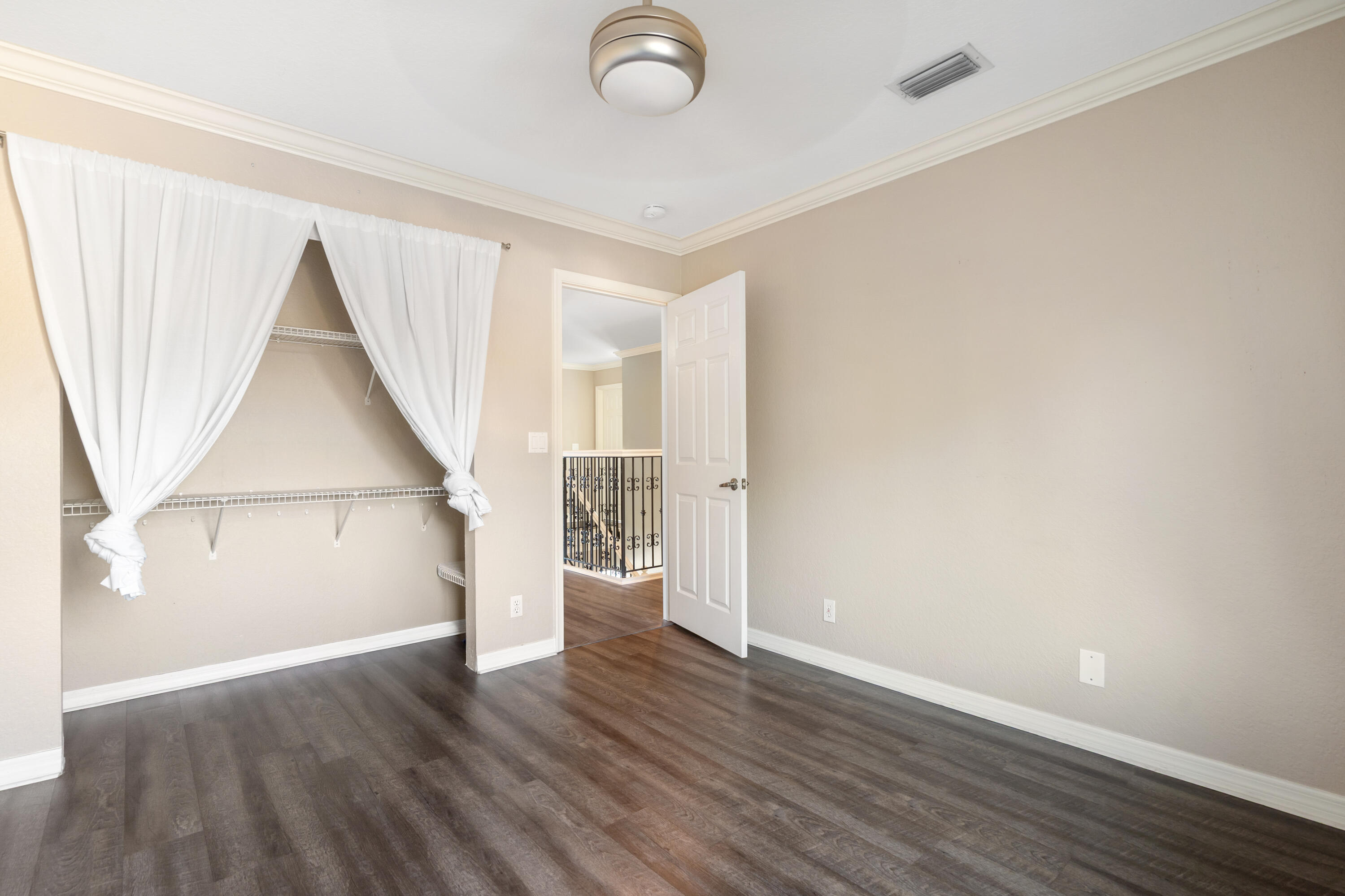 CORAL CREEK - Residential