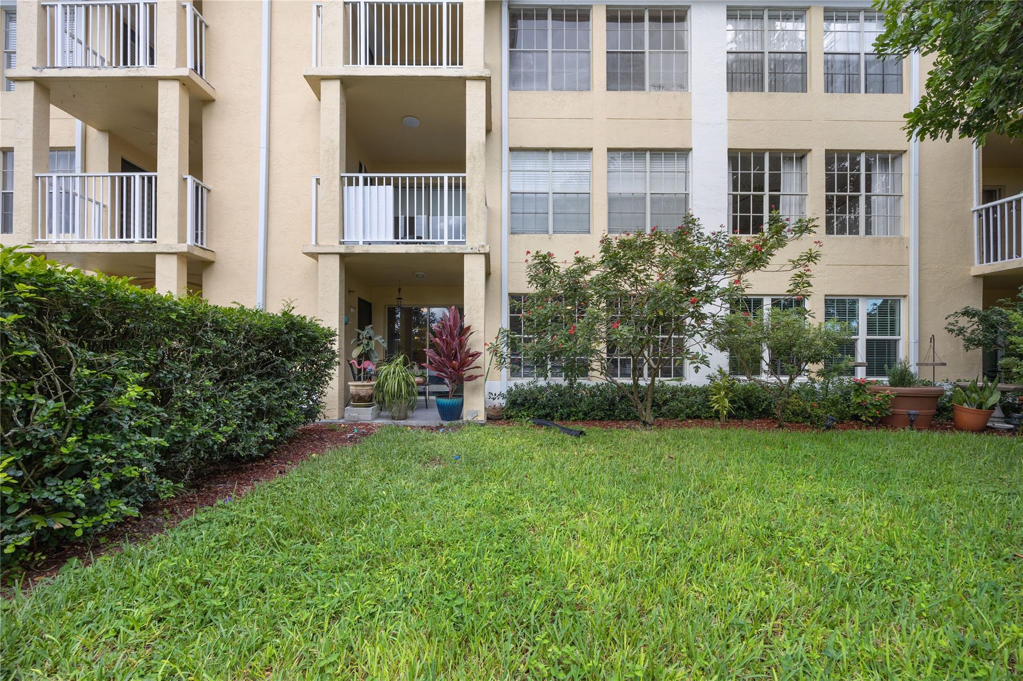 ADDISON POINTE AT BOCA RA - Residential