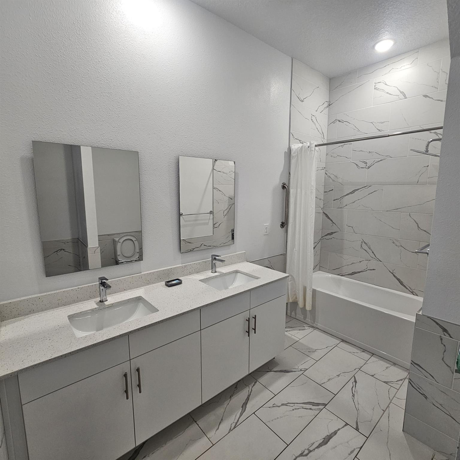 Azur Resort - Residential