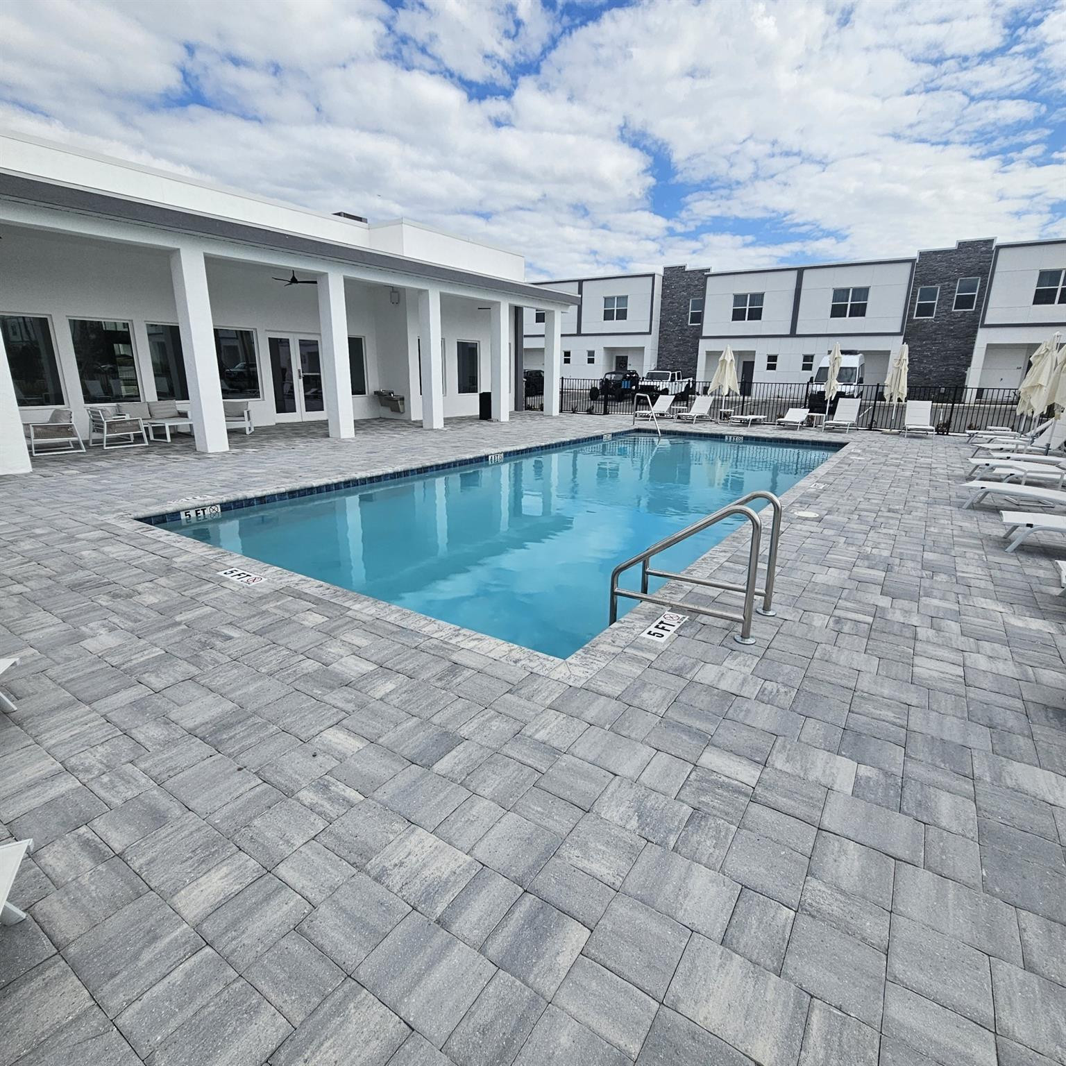 Azur Resort - Residential