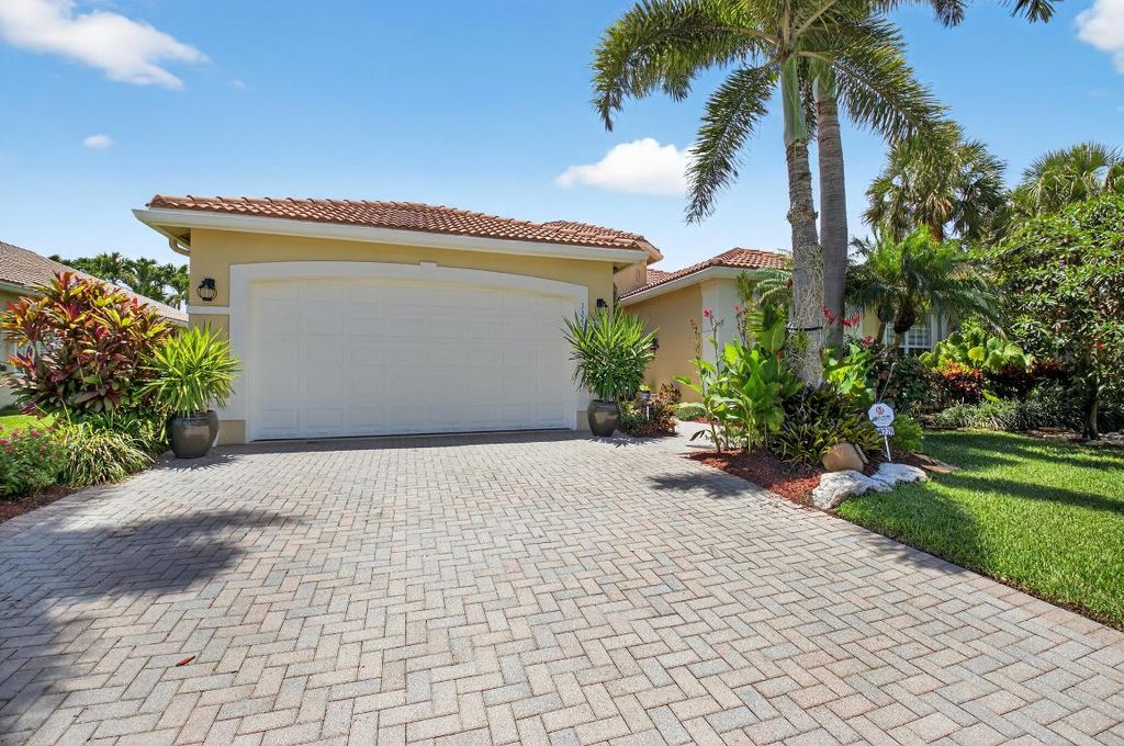 Photo of 13226 Solana Beach Cove, Delray Beach, FL 33446 (MLS # R11109124)