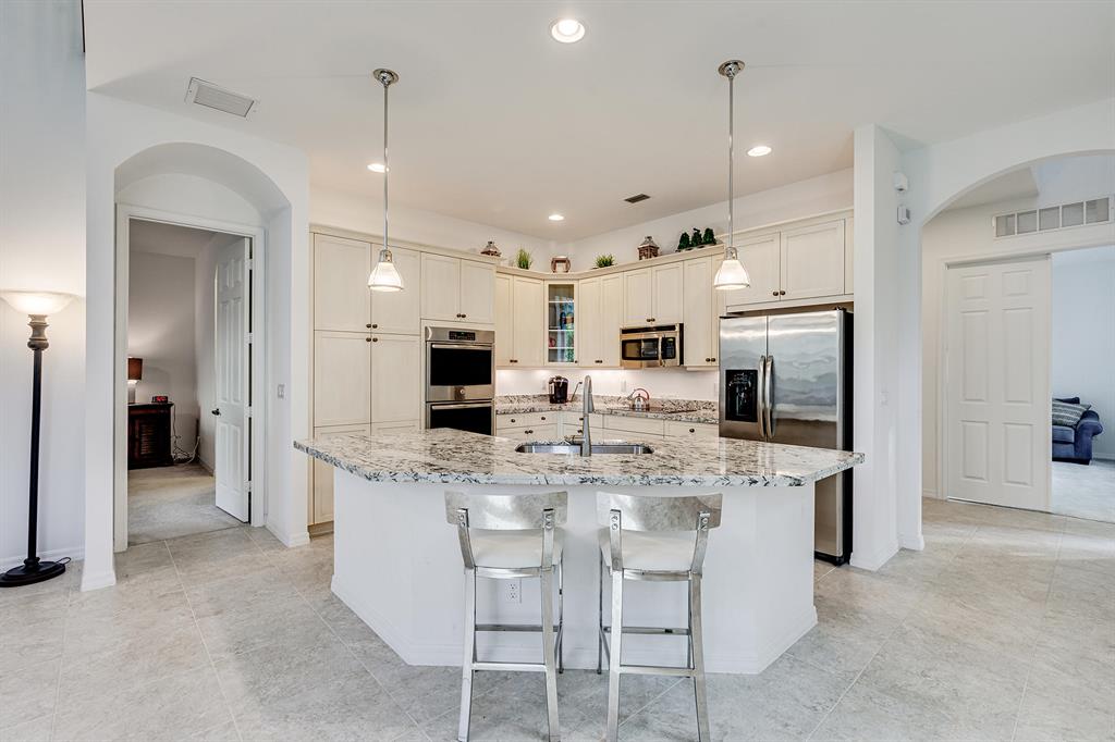 Hampton Cay - Residential