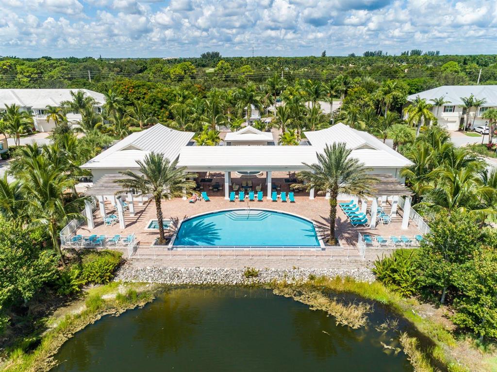 Hampton Cay - Residential