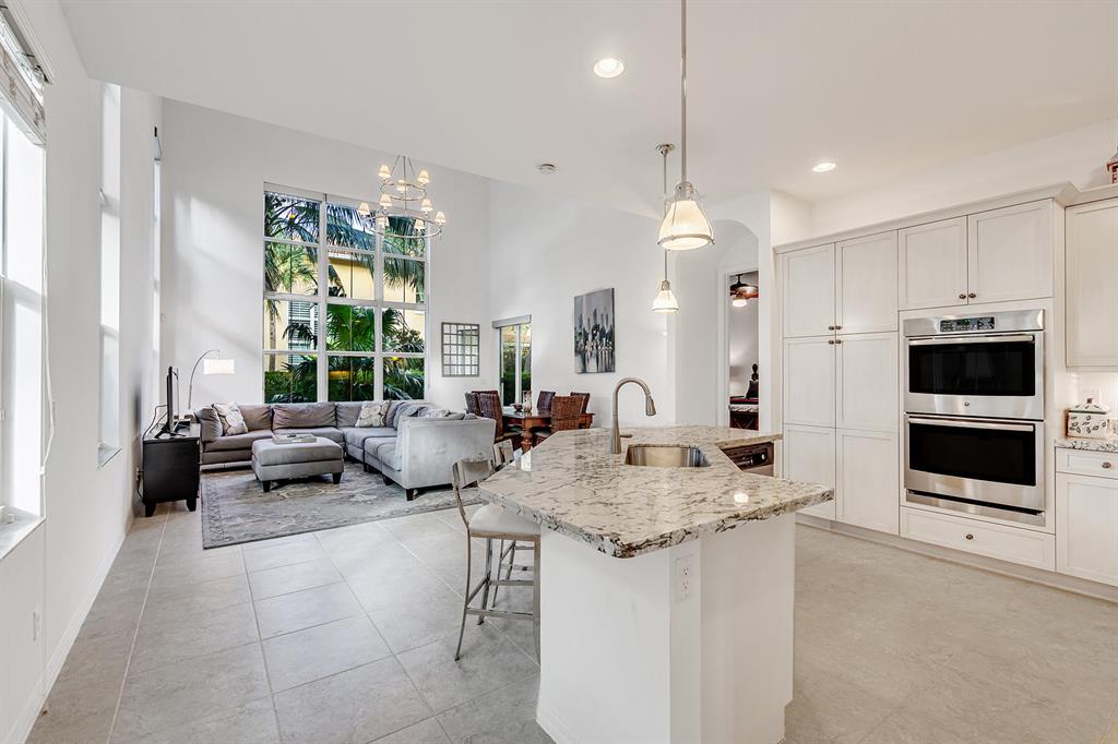 Hampton Cay - Residential