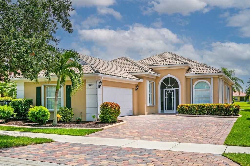 Photo of 11487 SW Rockingham Drive, Port Saint Lucie, FL 34987 (MLS # R10744761)