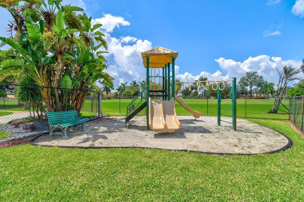 FAIRFIELDS LACUNA 3 - Residential