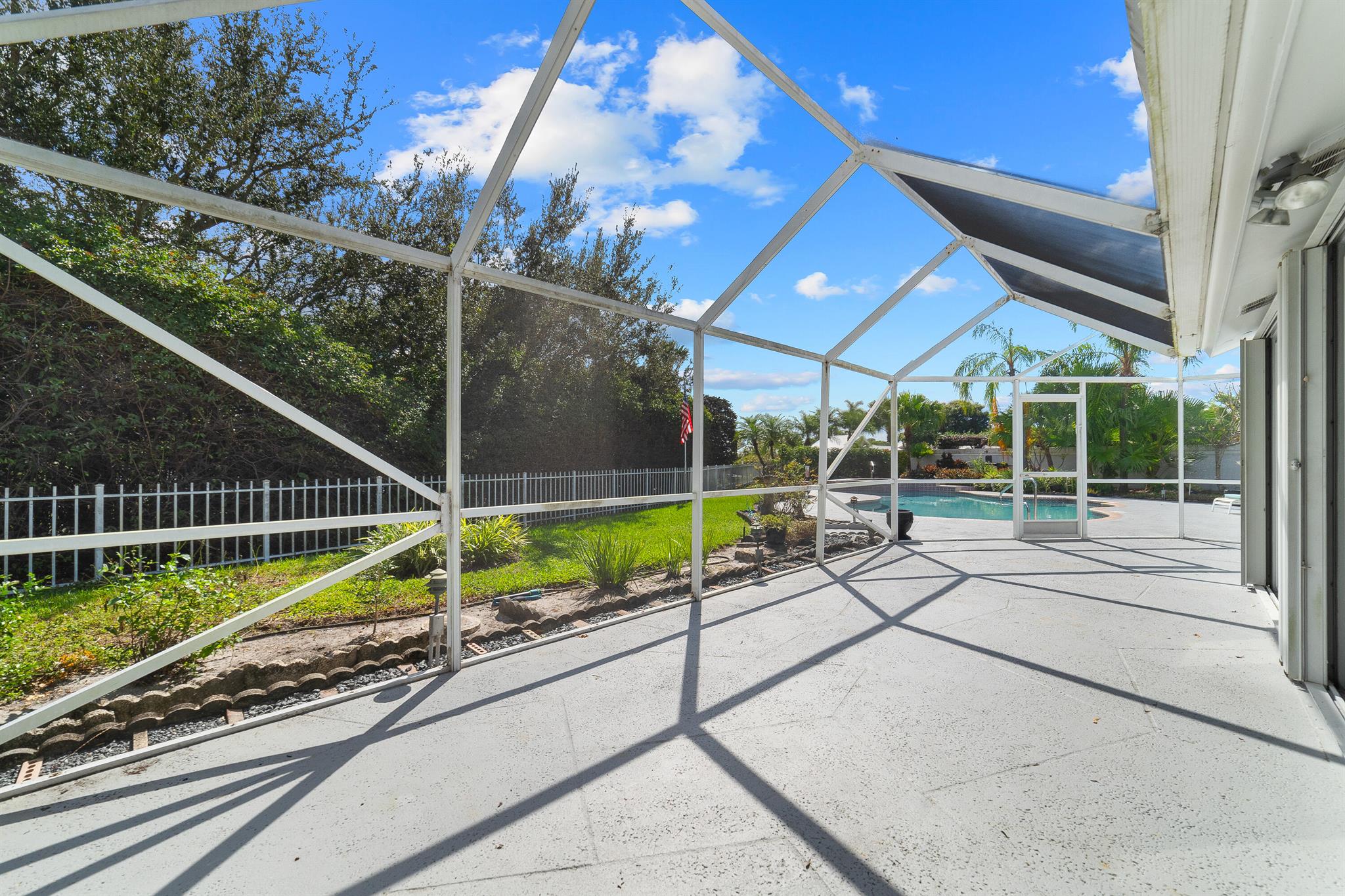 SARATOGA BAY - Residential