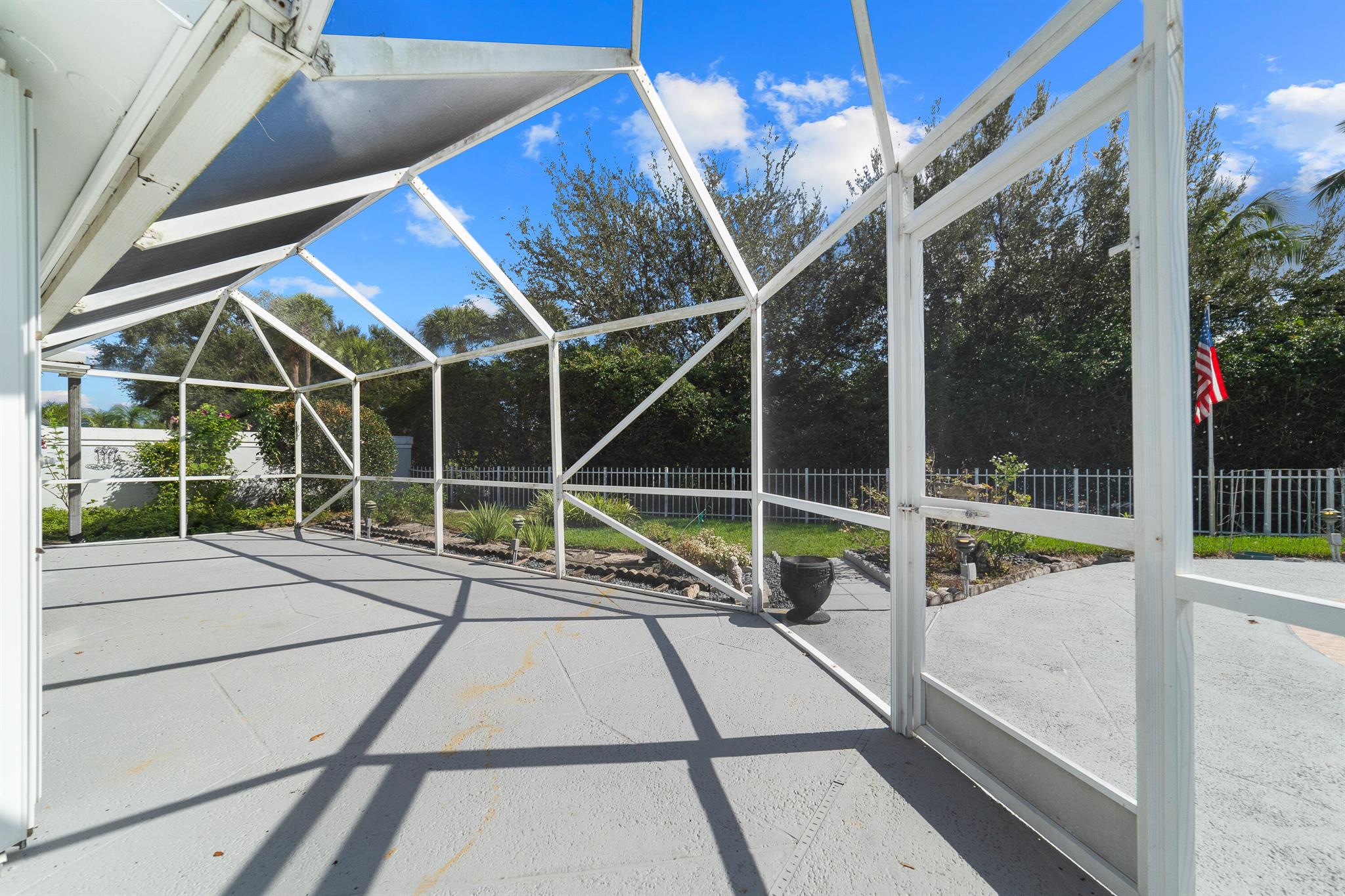 SARATOGA BAY - Residential