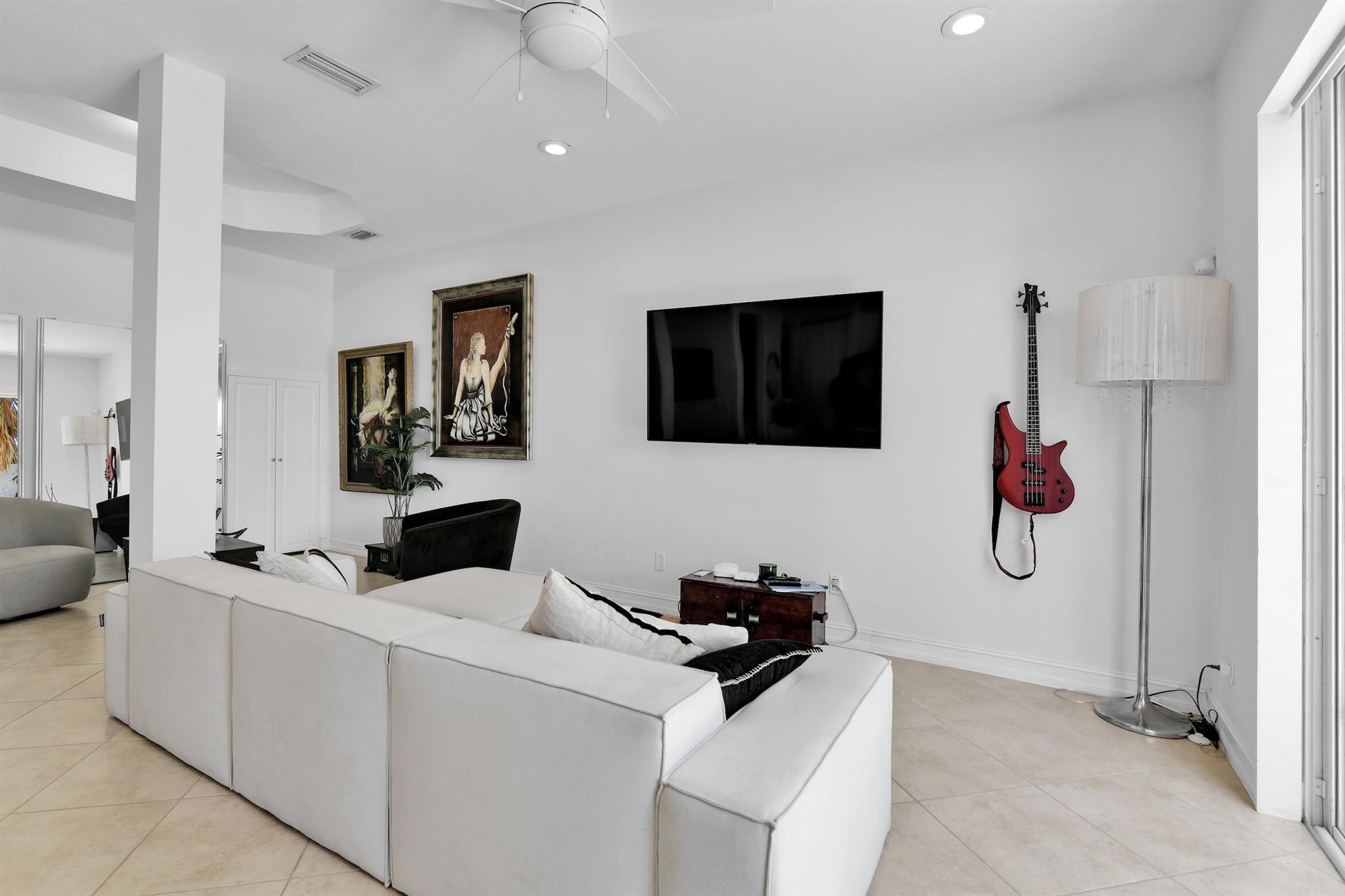 MURANO BAY PUD - Residential Lease