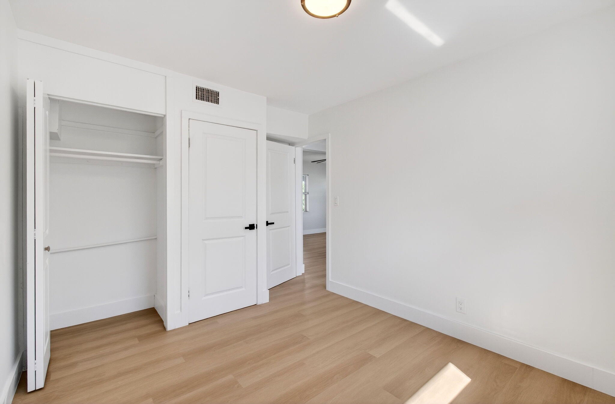 BOWERS PARK - Residential