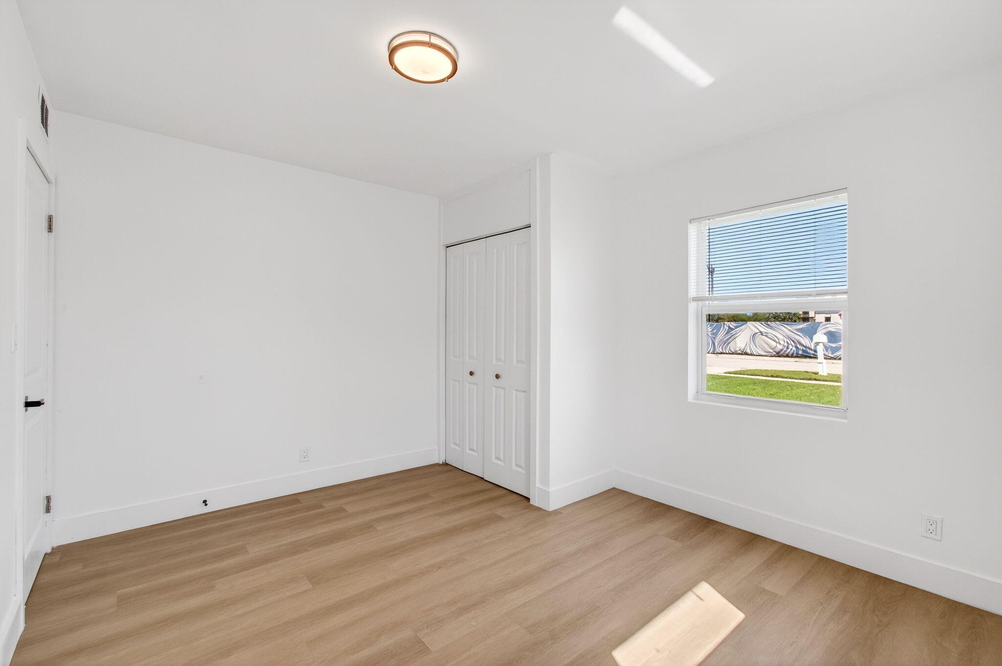 BOWERS PARK - Residential