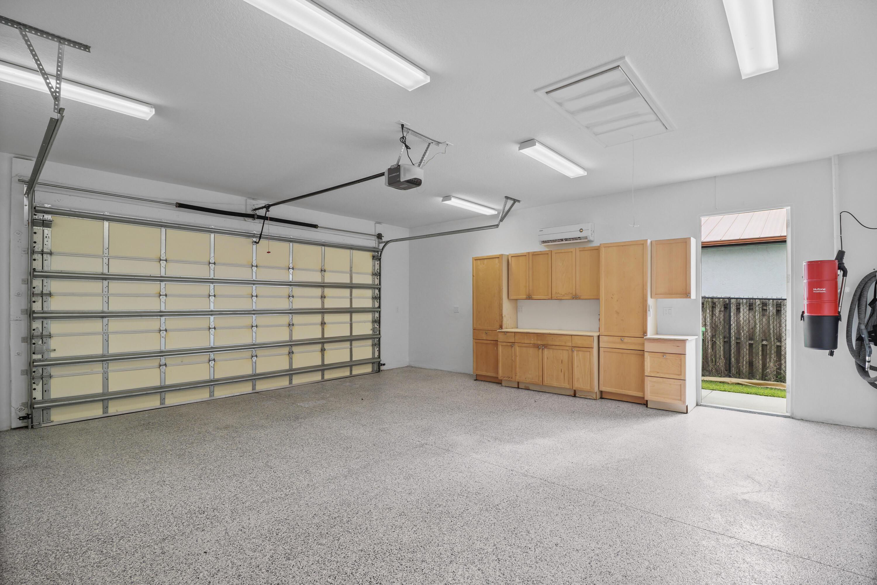 PORT ST LUCIE SECTION 26 - Residential Lease