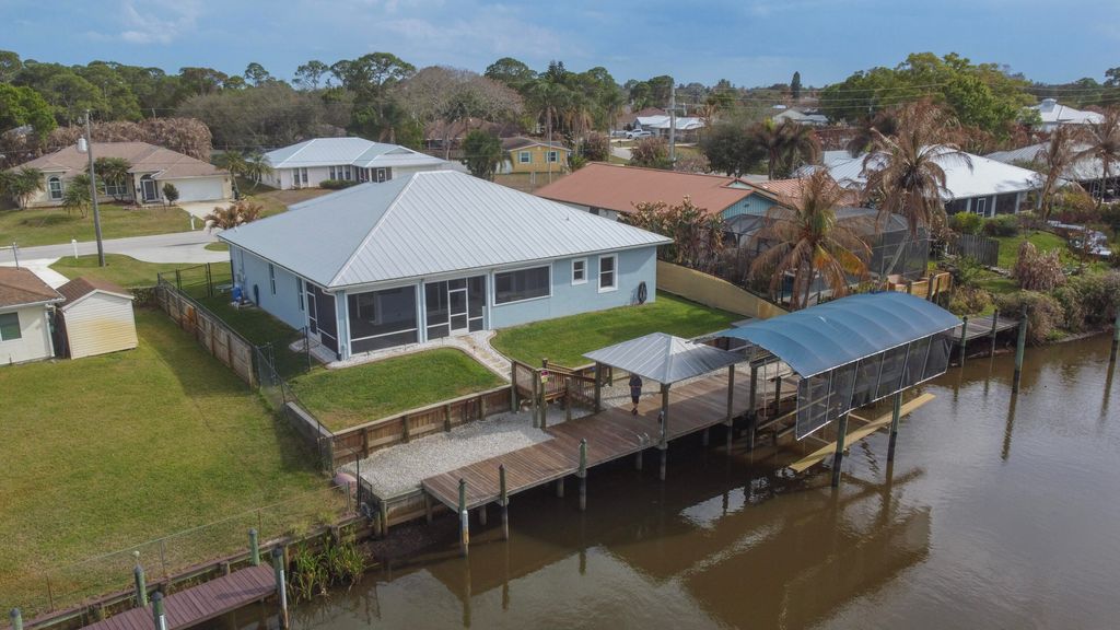 Photo of 213 NE Sagamore Terrace, Port Saint Lucie, FL 34983 (MLS # R11168467)