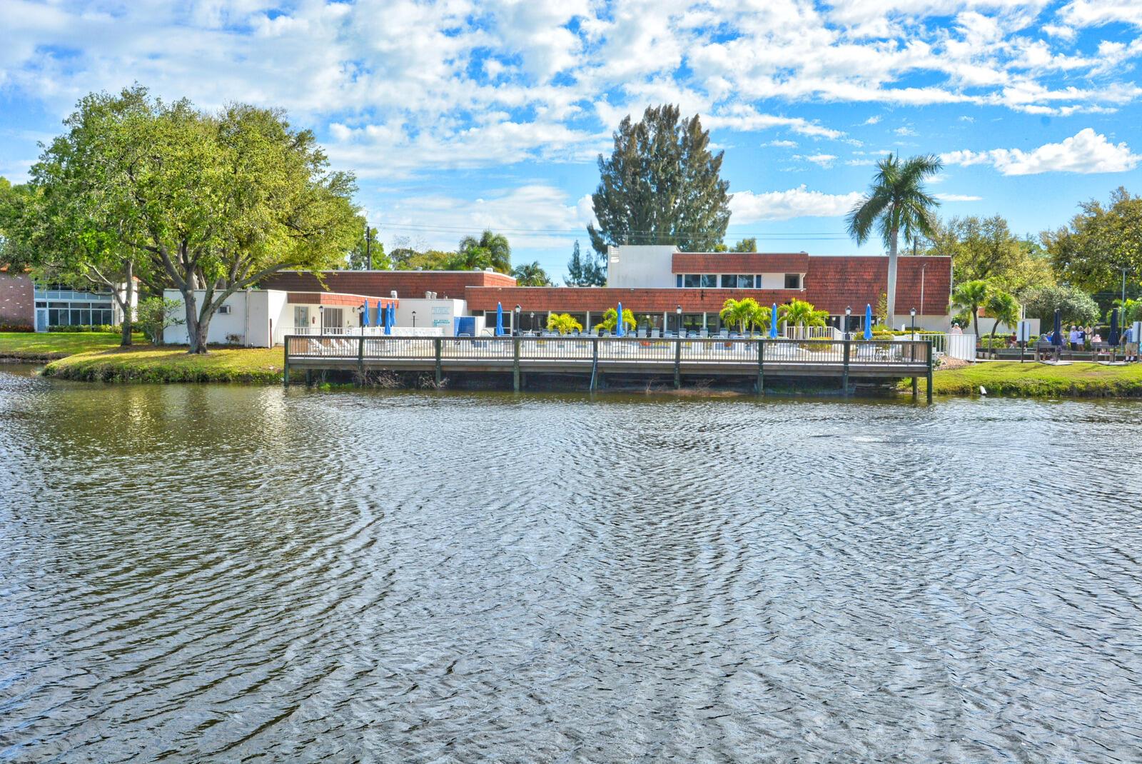 VISTA DEL LAGO CONDO - Residential Lease