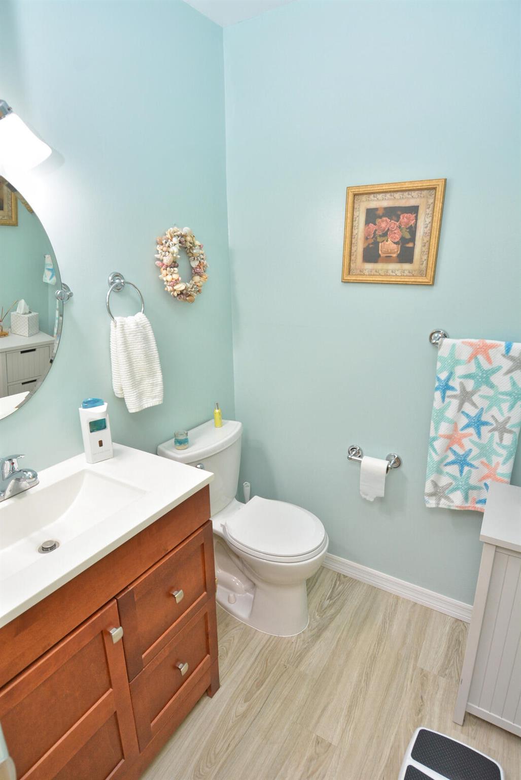 VISTA DEL LAGO CONDO - Residential Lease