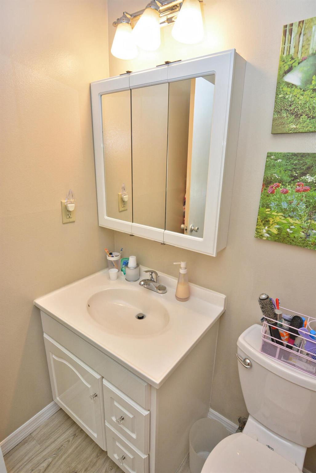 VISTA DEL LAGO CONDO - Residential Lease