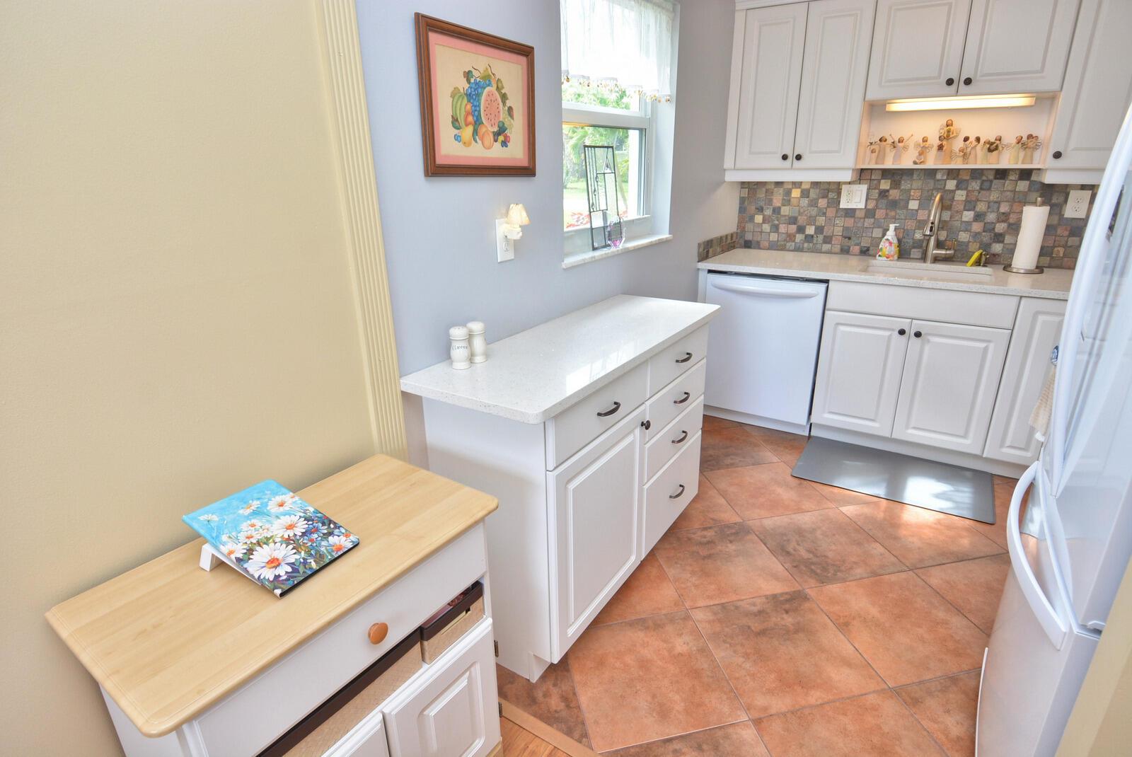 VISTA DEL LAGO CONDO - Residential Lease