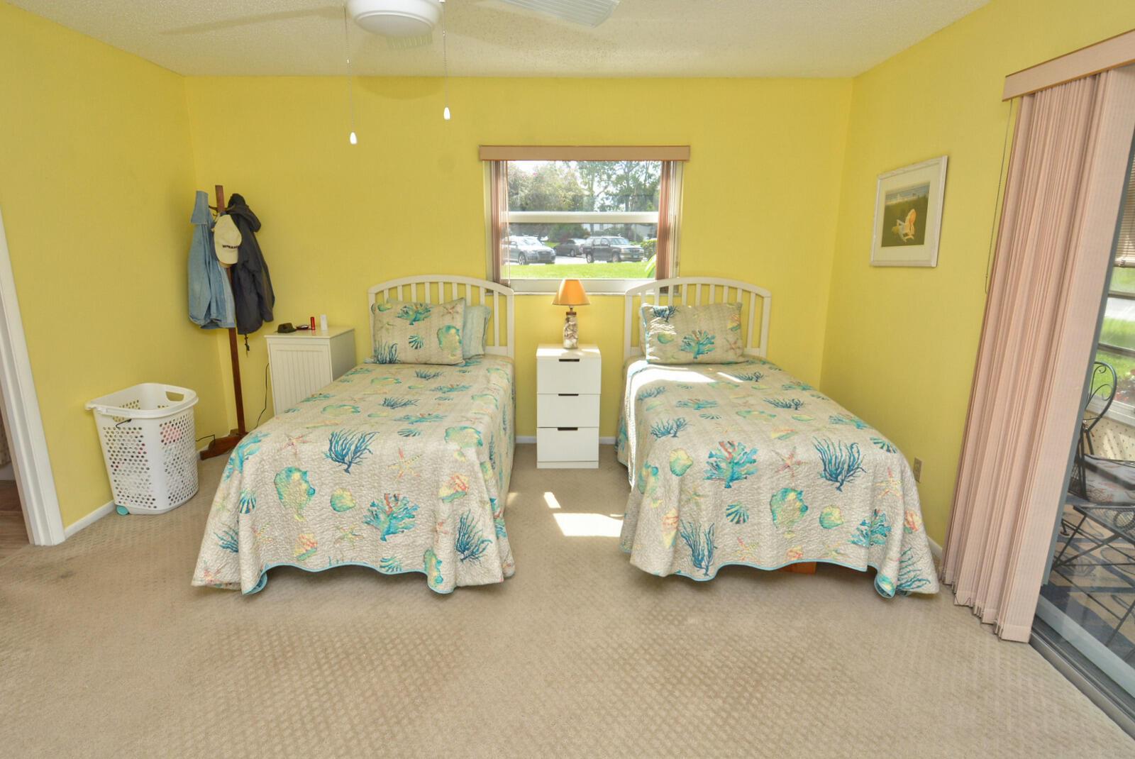 VISTA DEL LAGO CONDO - Residential Lease