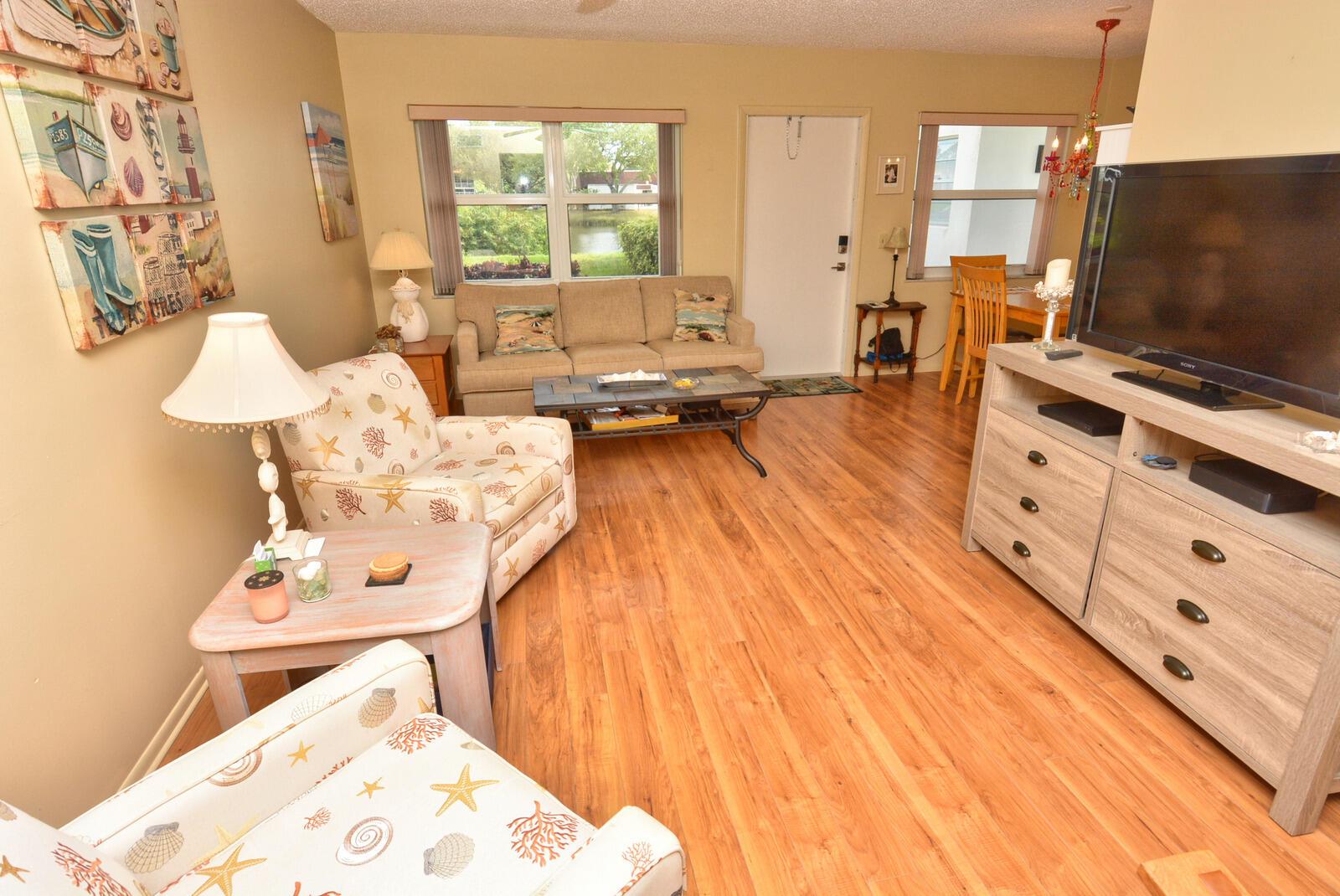 VISTA DEL LAGO CONDO - Residential Lease