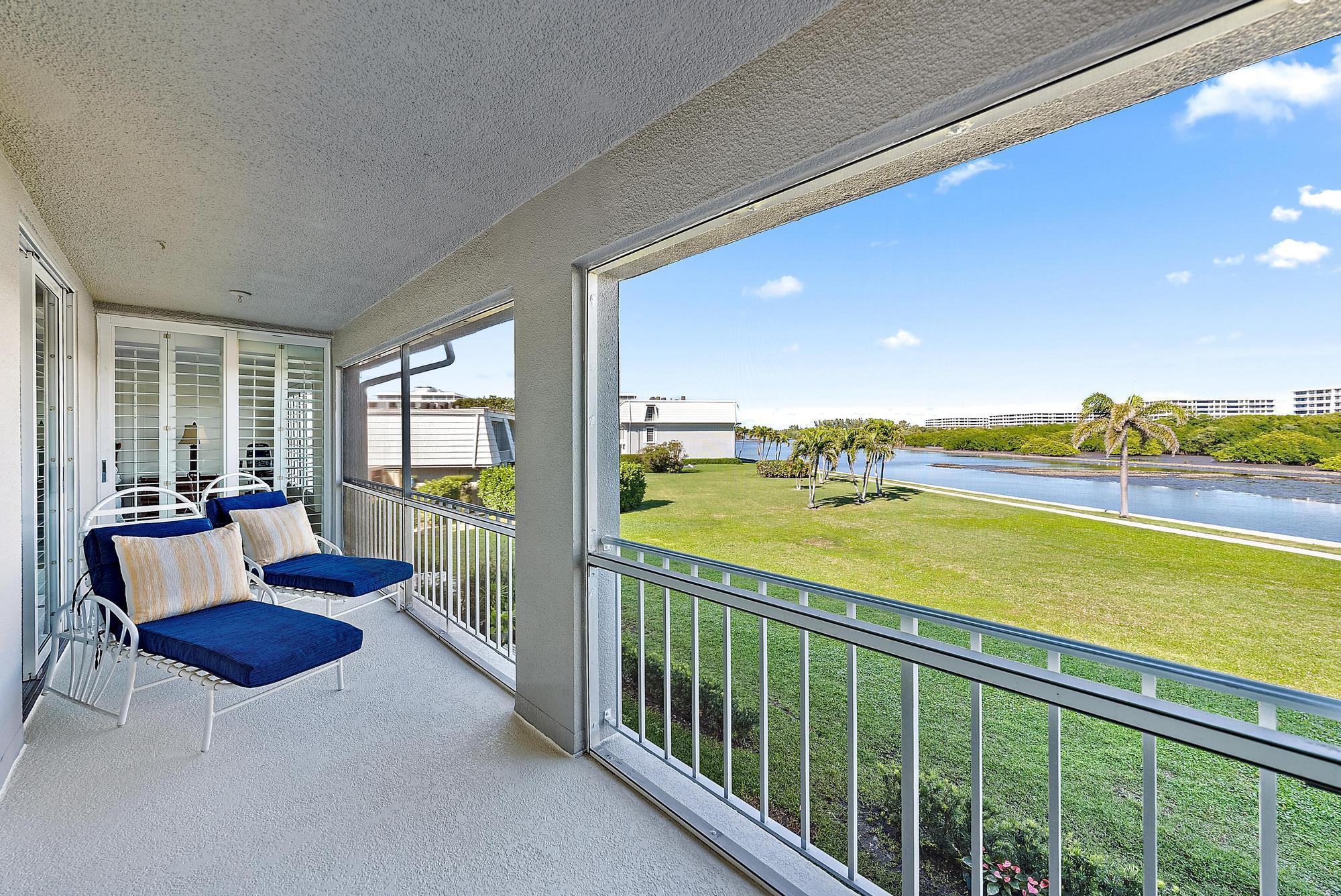 CHATEAU CHANTILLY IBIS IS - Residential