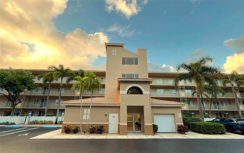 Photo of 12560 Majesty Circle, Boynton Beach, FL 33437 (MLS # B26032746)
