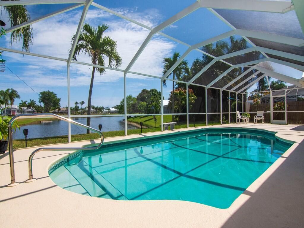 Photo of 6832 Bronte Circle, Port St Lucie, FL 34952 (MLS # R10874250)