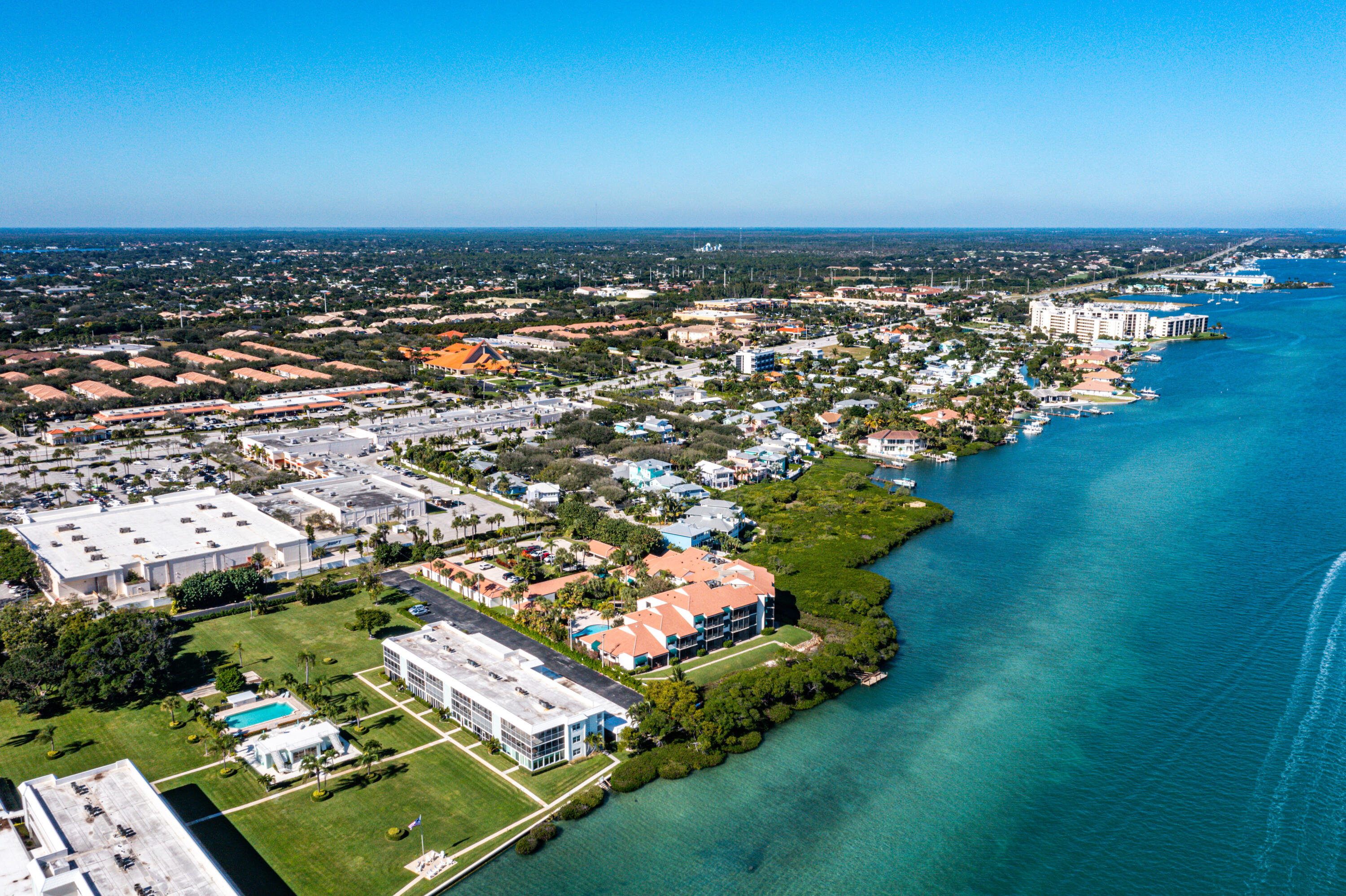 TEQUESTA COVE CONDO - Residential