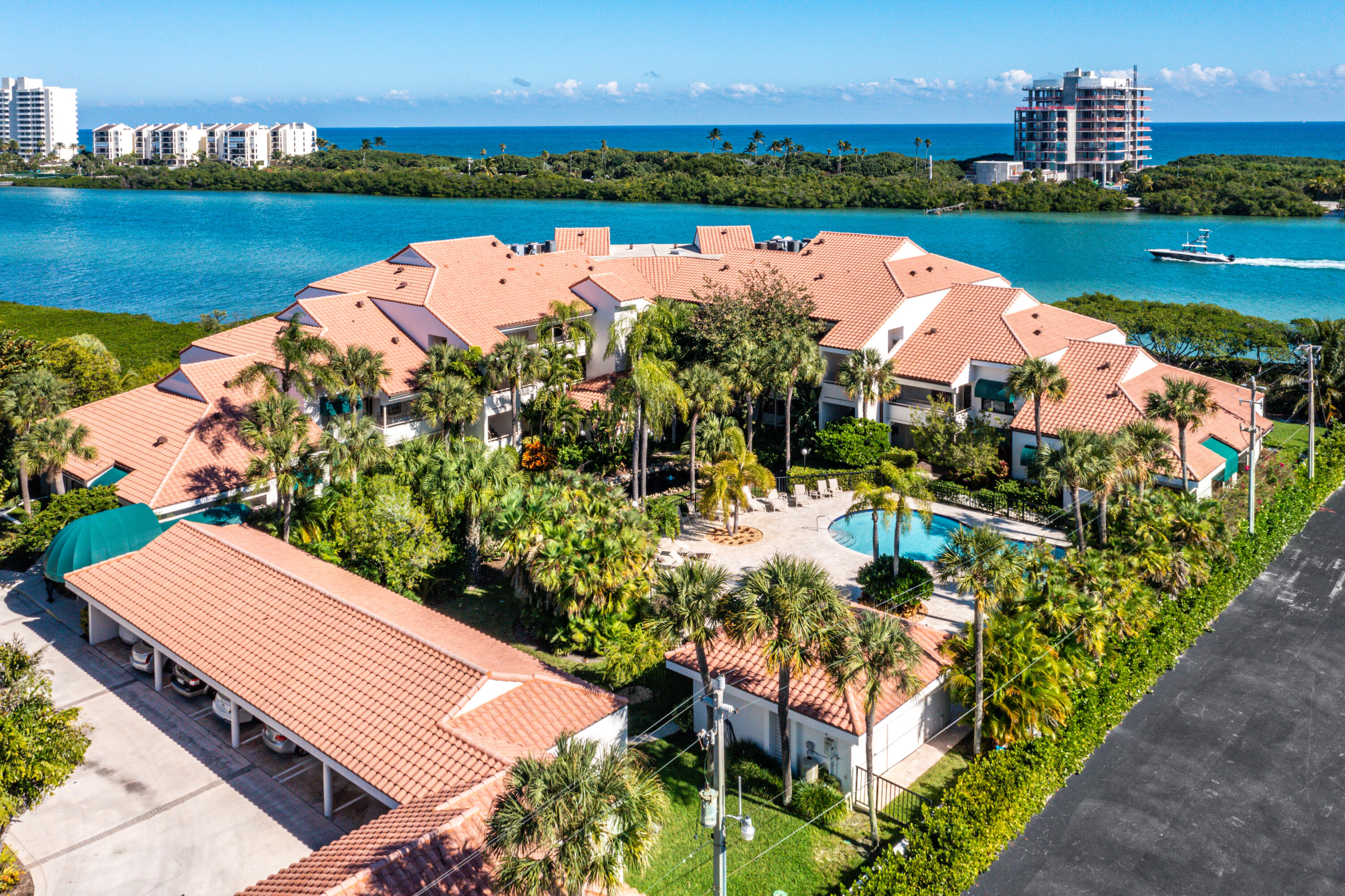 TEQUESTA COVE CONDO - Residential