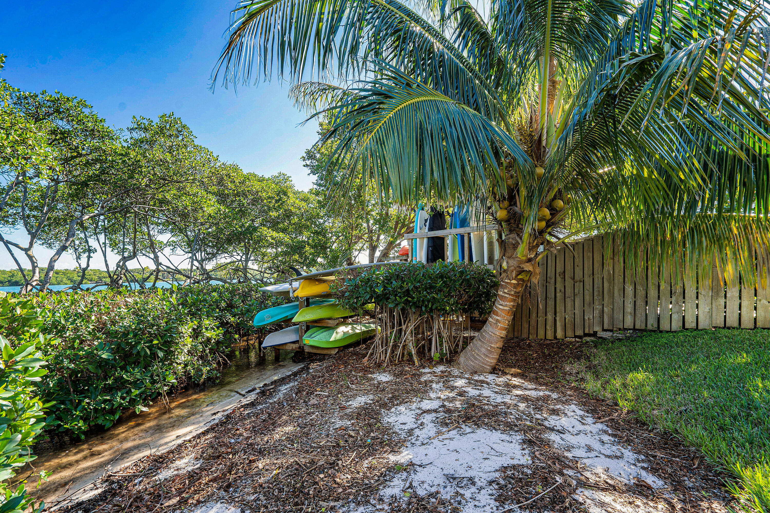 TEQUESTA COVE CONDO - Residential