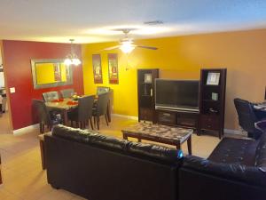 CONCEPT HOMES OF LANTANA PH 9-B - Residential