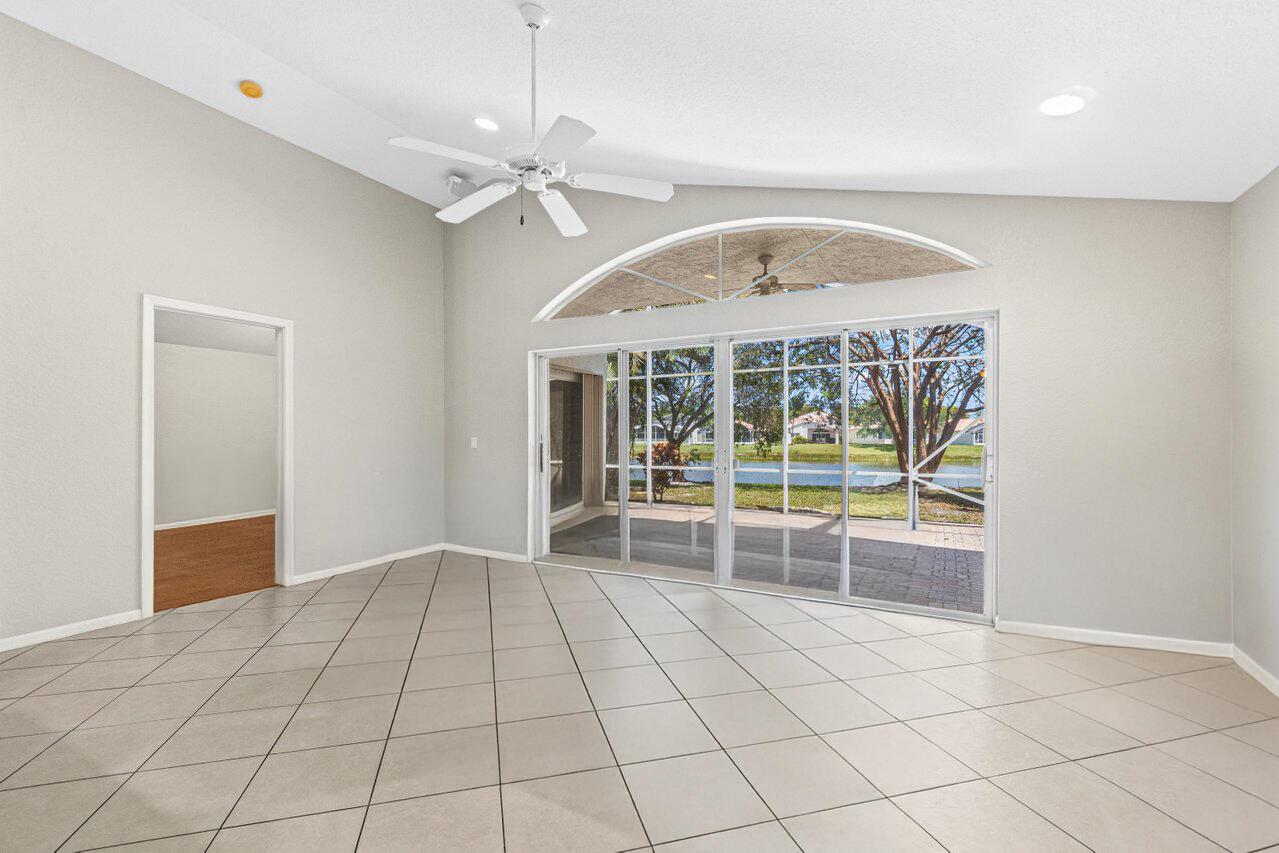 4122 Bluff Harbor Way