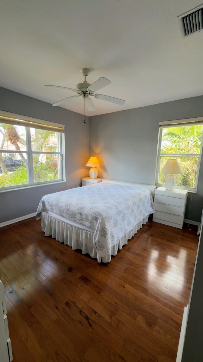 CRYSTAL POINTE/CORAL LAKES - Residential