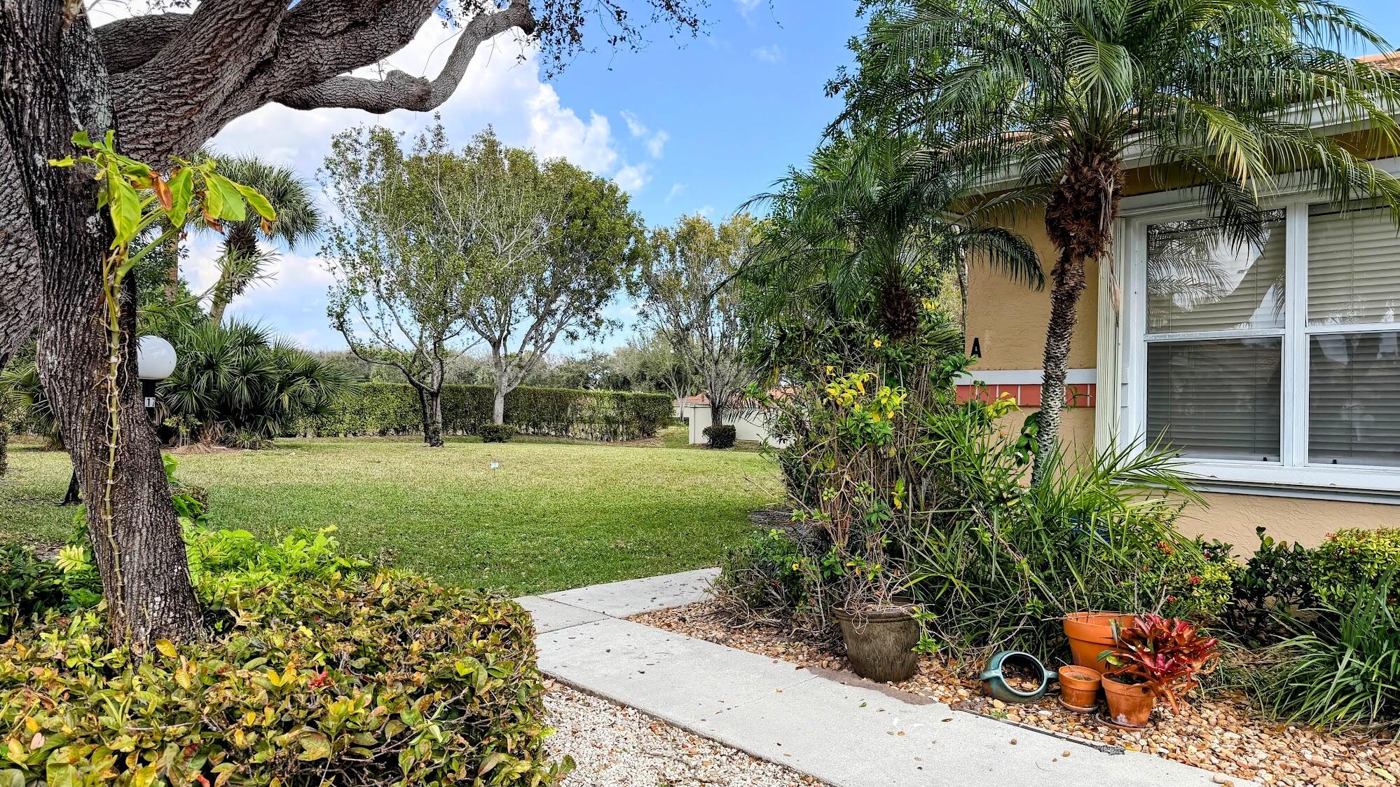 CRYSTAL POINTE/CORAL LAKES - Residential