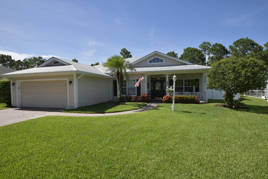 Photo of 674 NE Owls Nest Court, Port Saint Lucie, FL 34983 (MLS # R10813043)