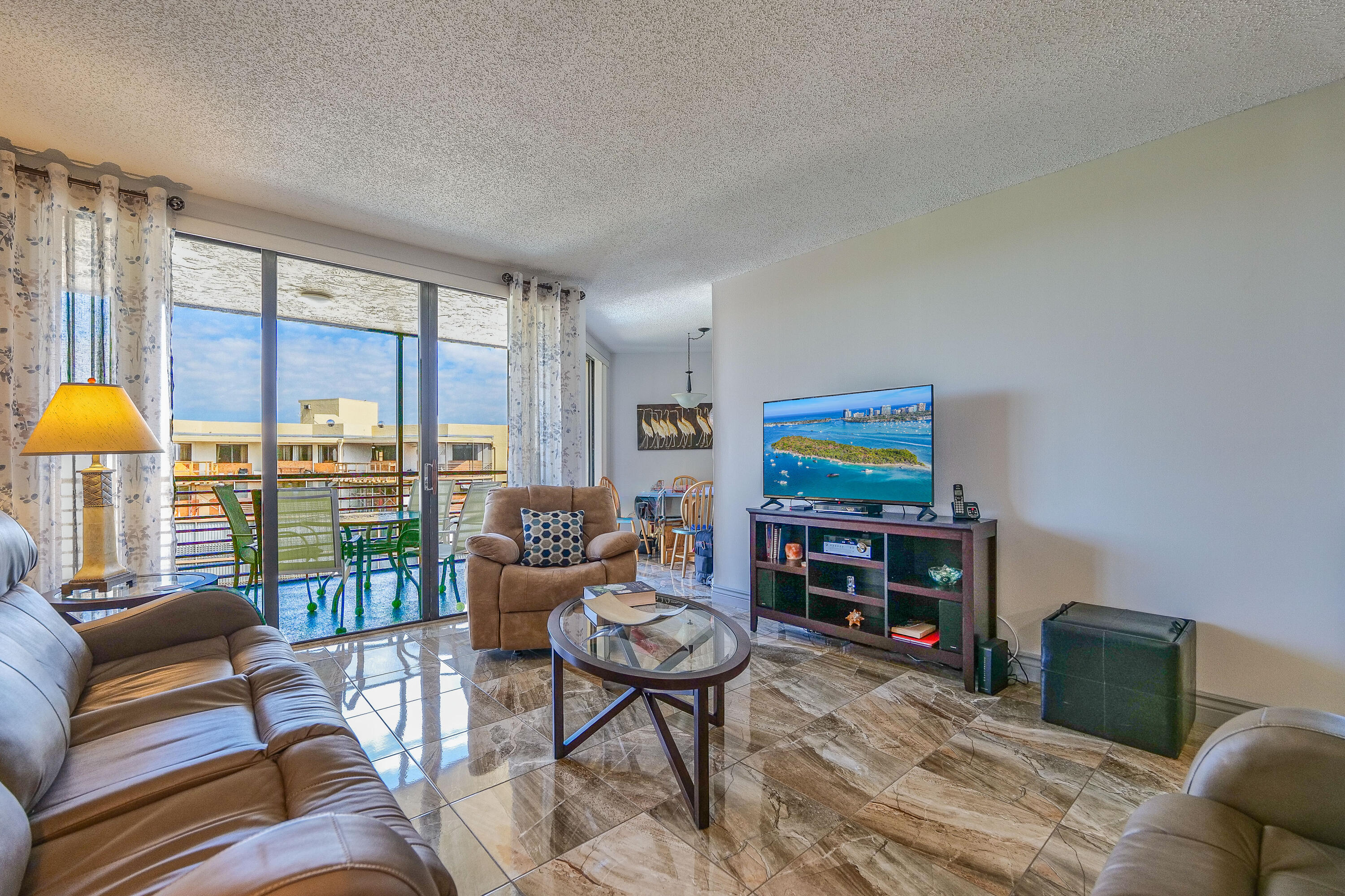 ENVIRON TOWERS - Residential